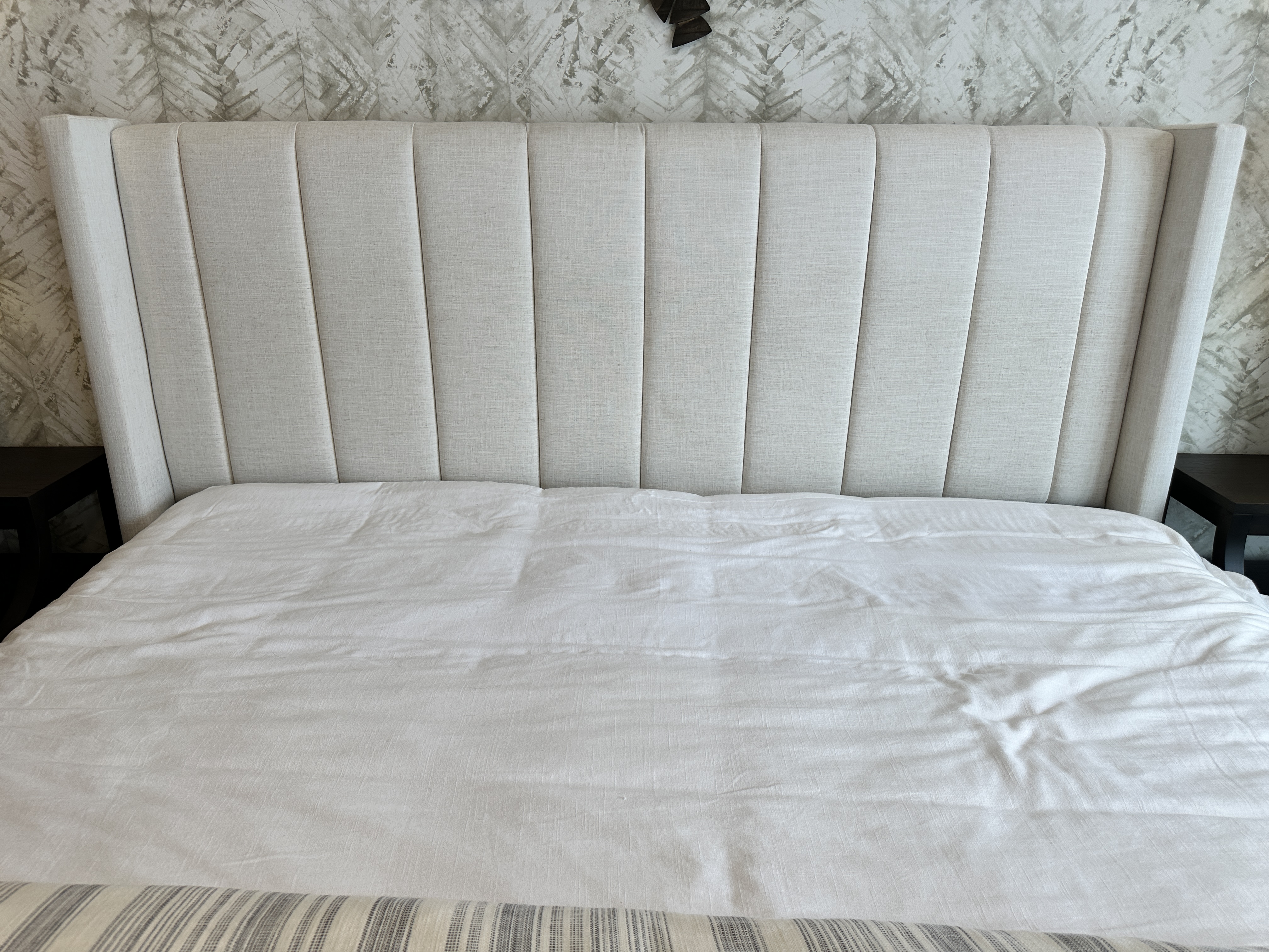 Contemporary Channel-Tufted Upholstered King Size Bed and Bedding