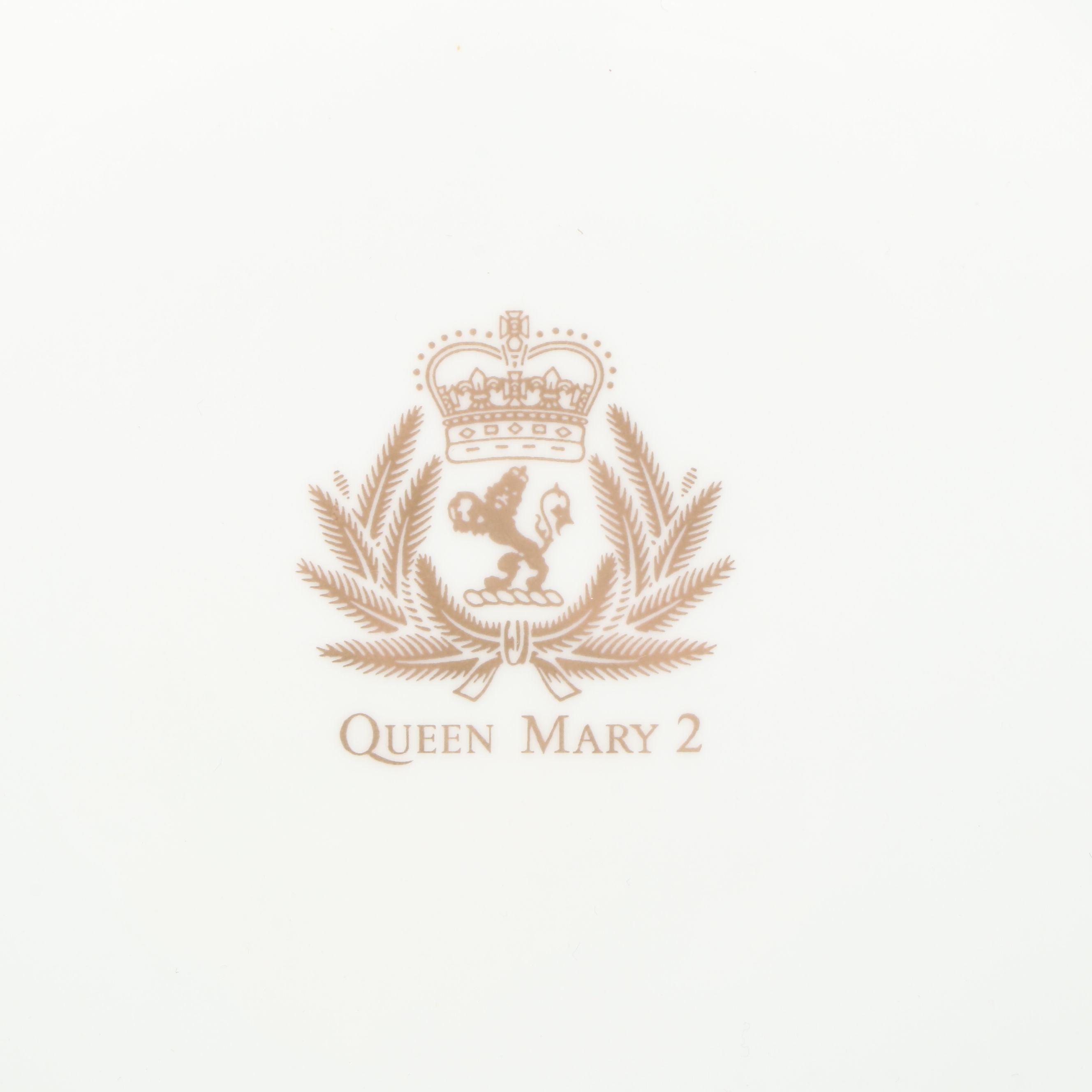 Commodore Ronald Warwick Signed Photo, Queen Mary 2 Inaugural Plate, Model