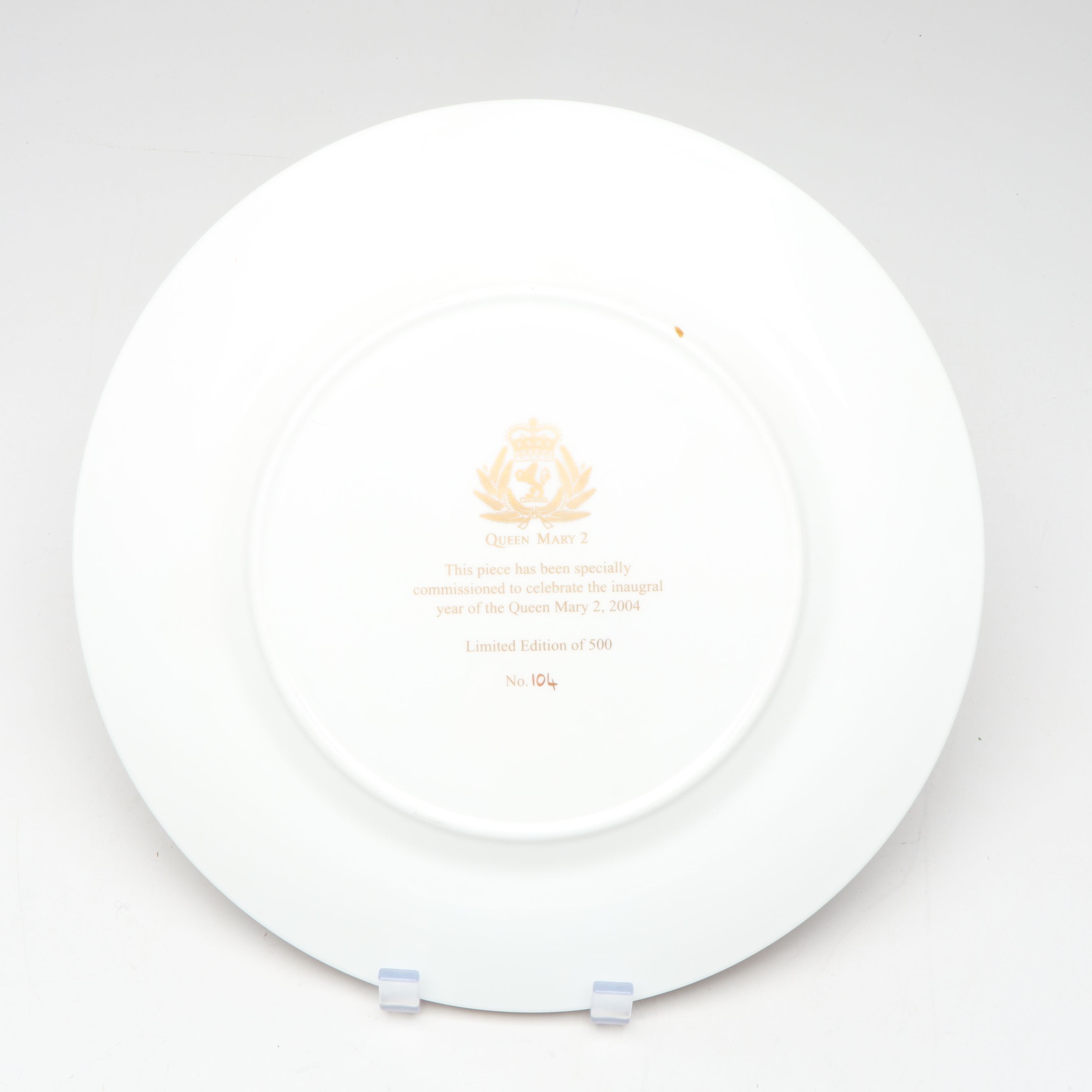 Commodore Ronald Warwick Signed Photo, Queen Mary 2 Inaugural Plate, Model