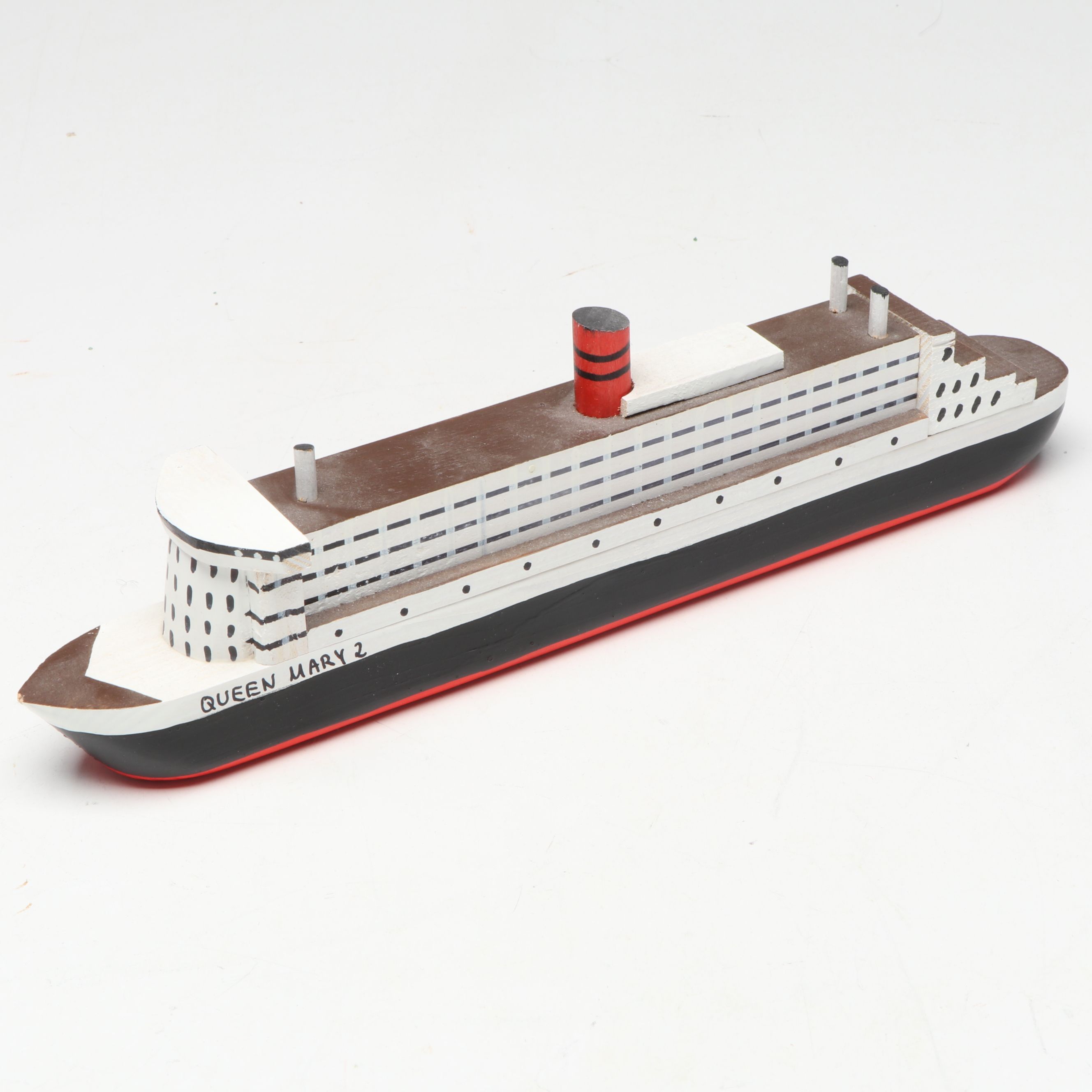 Commodore Ronald Warwick Signed Photo, Queen Mary 2 Inaugural Plate, Model