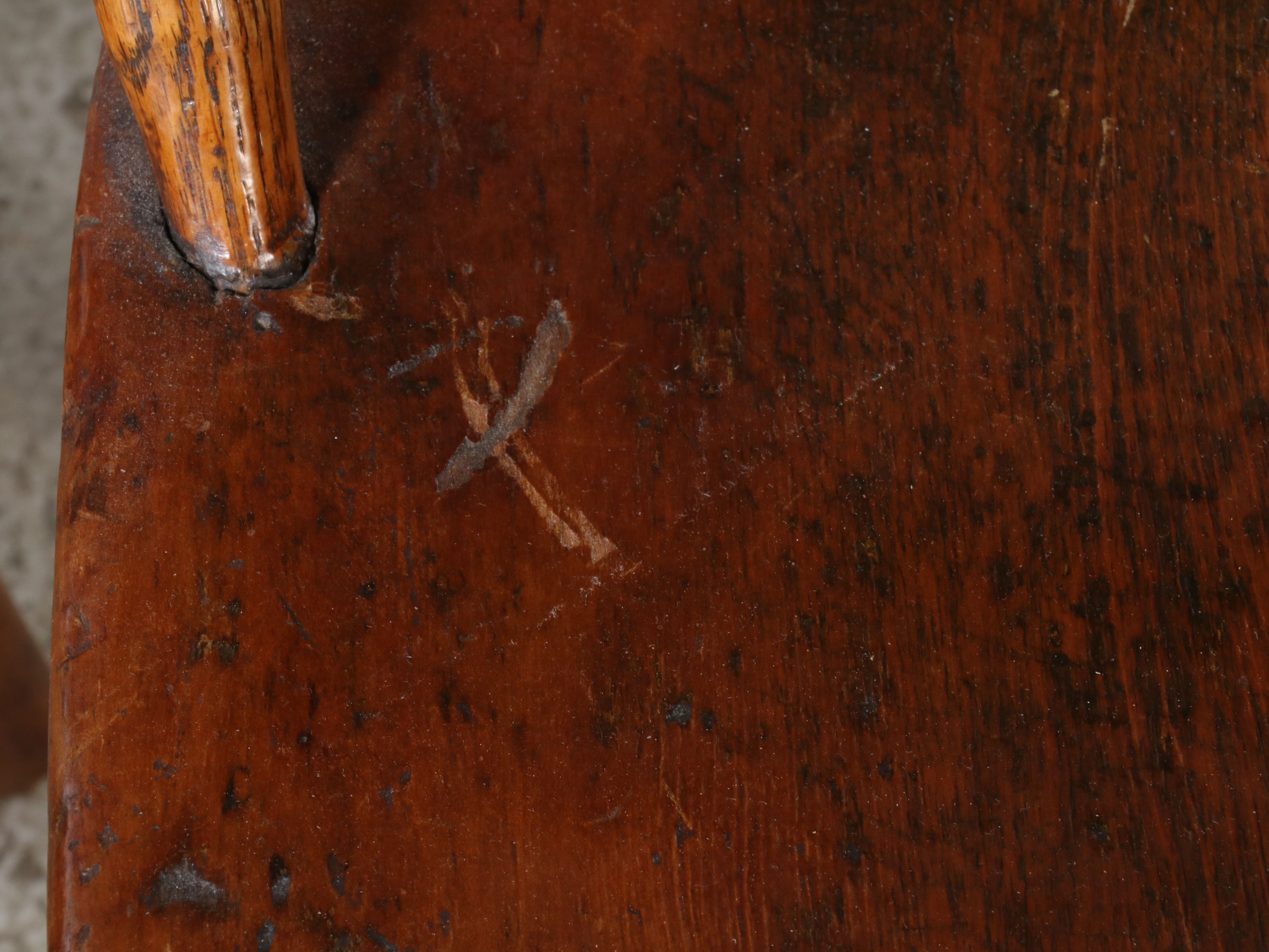 American Colonial Style Pine Single Drawer Dining Table with Four Windsor Chairs