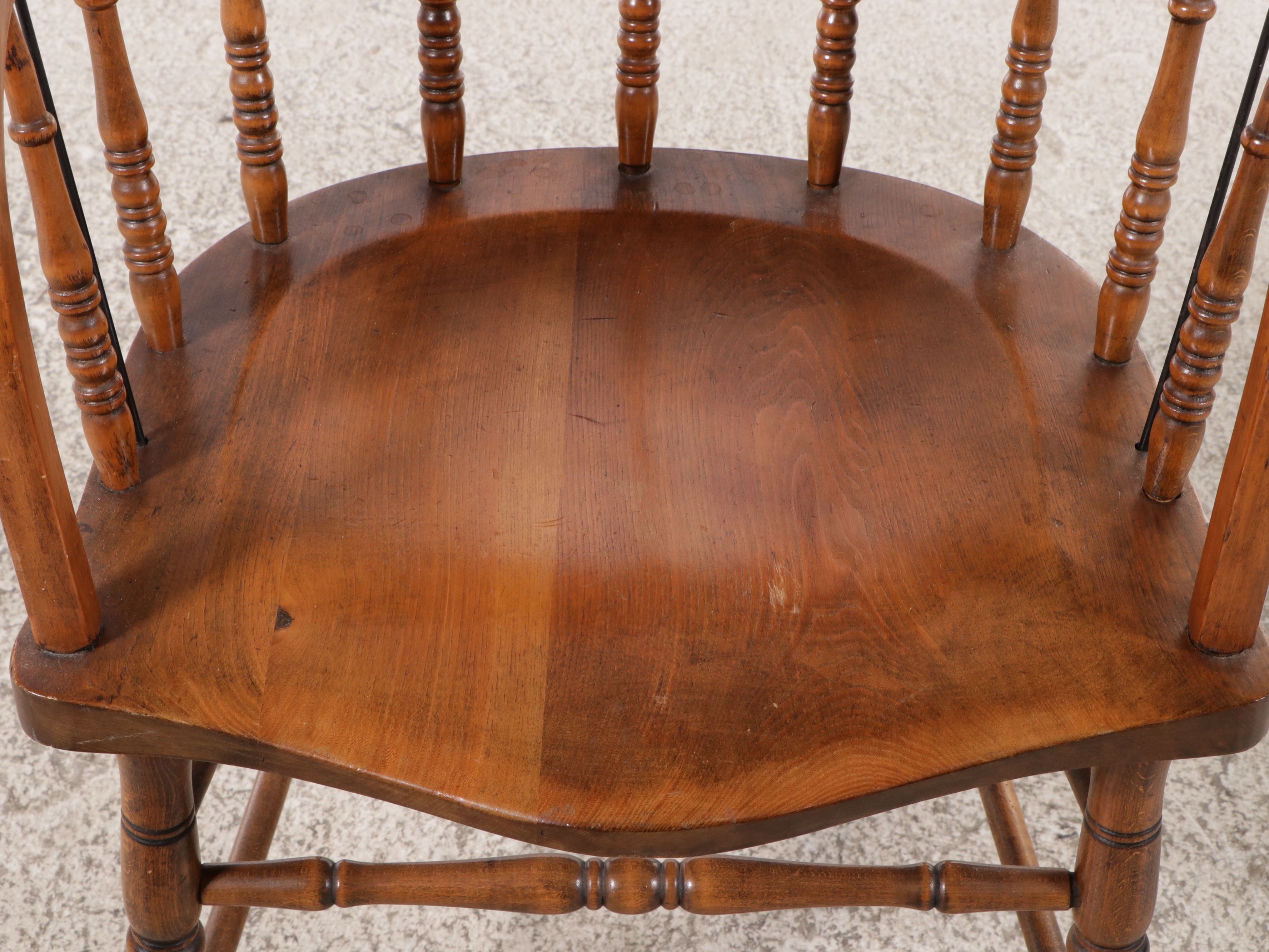 American Colonial Style Cherry Drop-Leaf Dining Table and Four Chairs