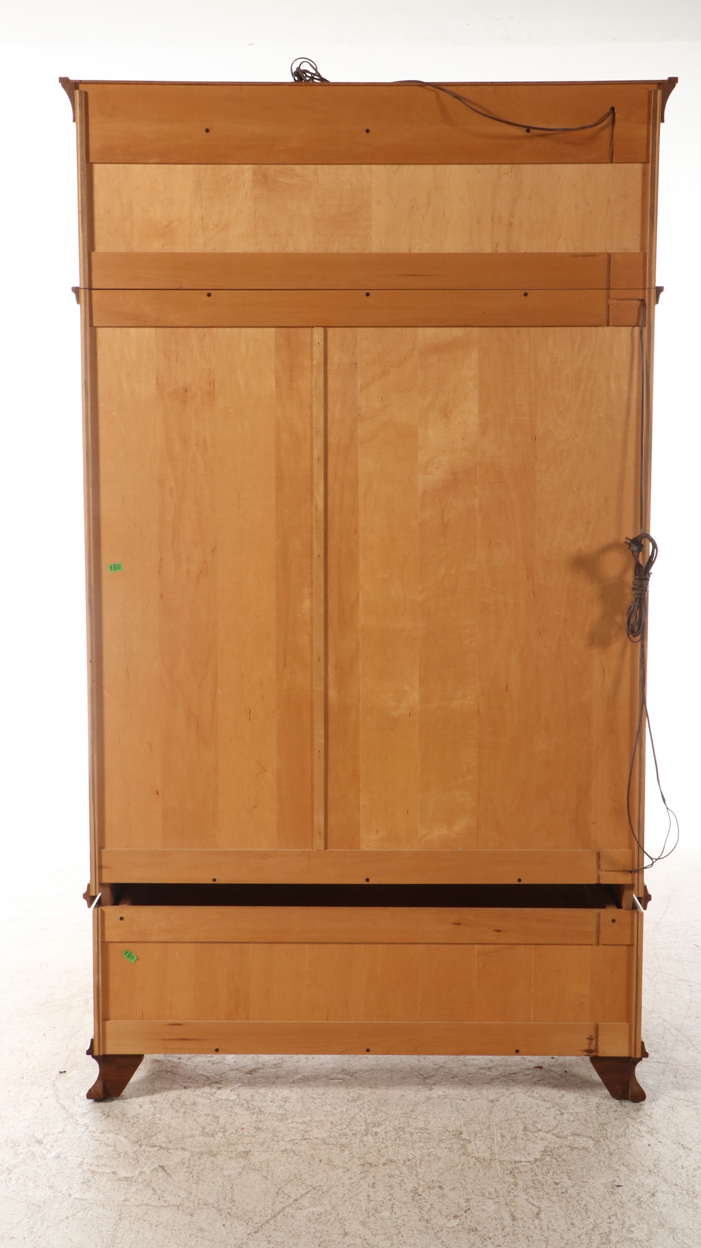 Traditional Style Maple Wardrobe