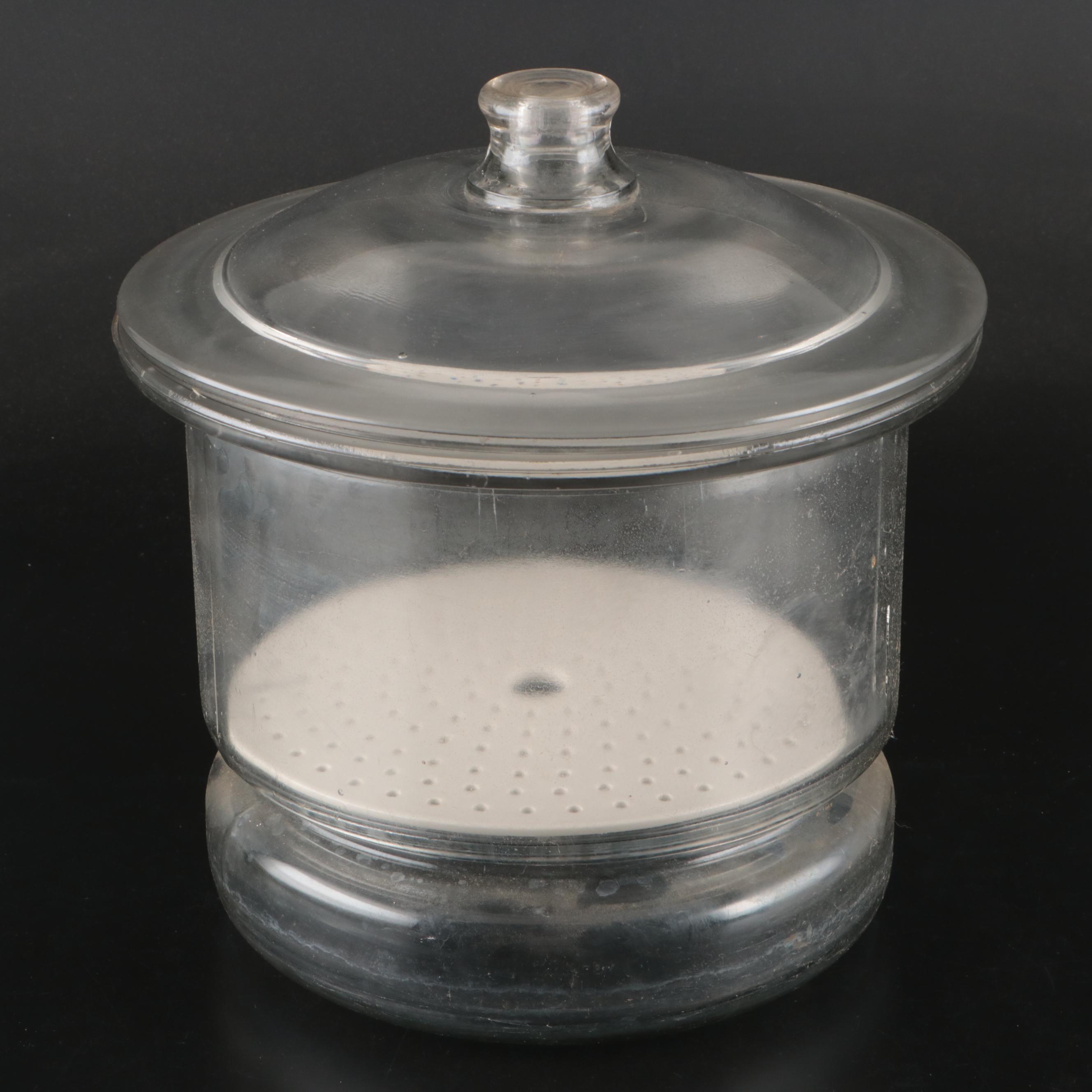 Glass Desiccator with Pyrex 4000ml Beaker