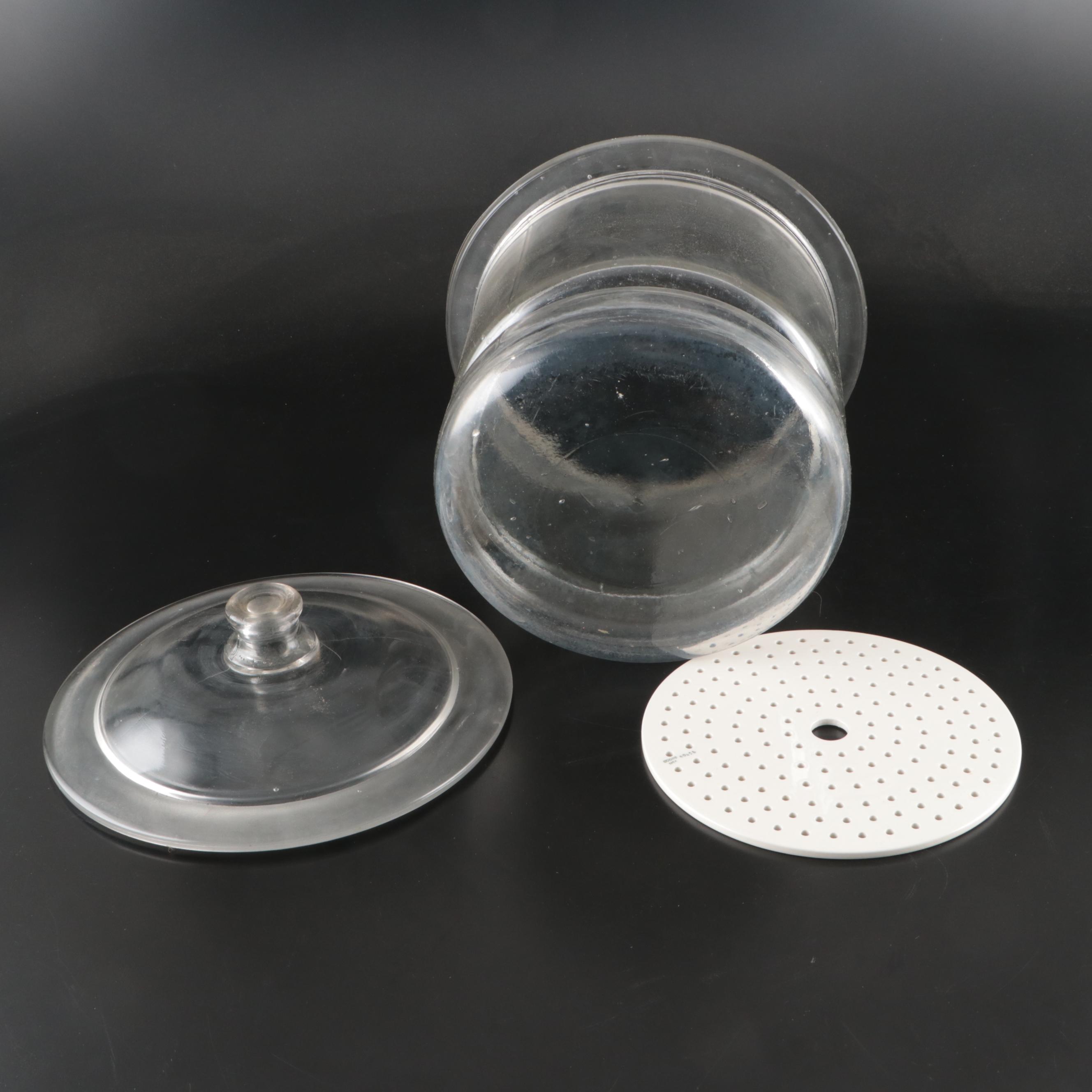 Glass Desiccator with Pyrex 4000ml Beaker