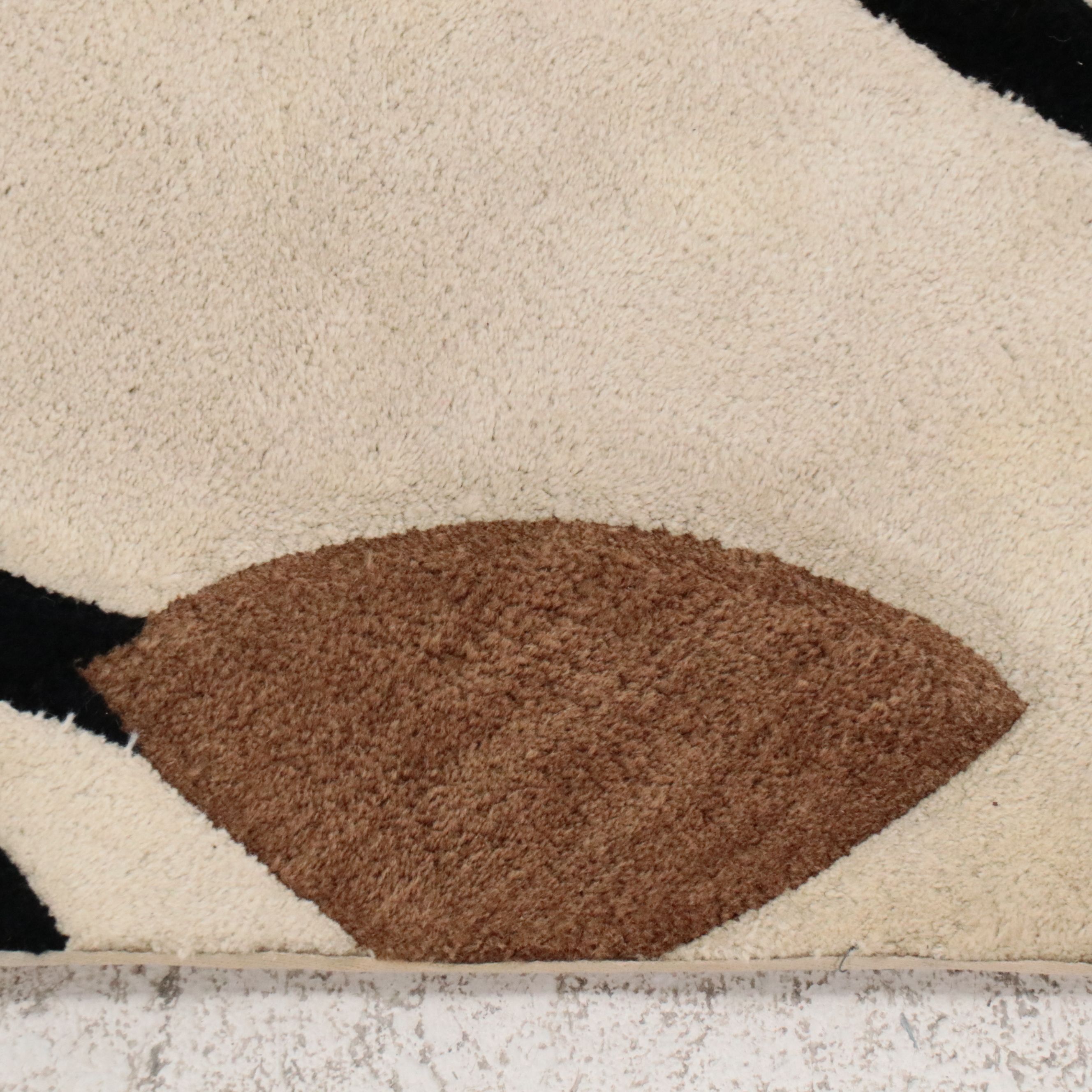 7'10 Hexagonal Hand-Tufted Contemporary Area Rug