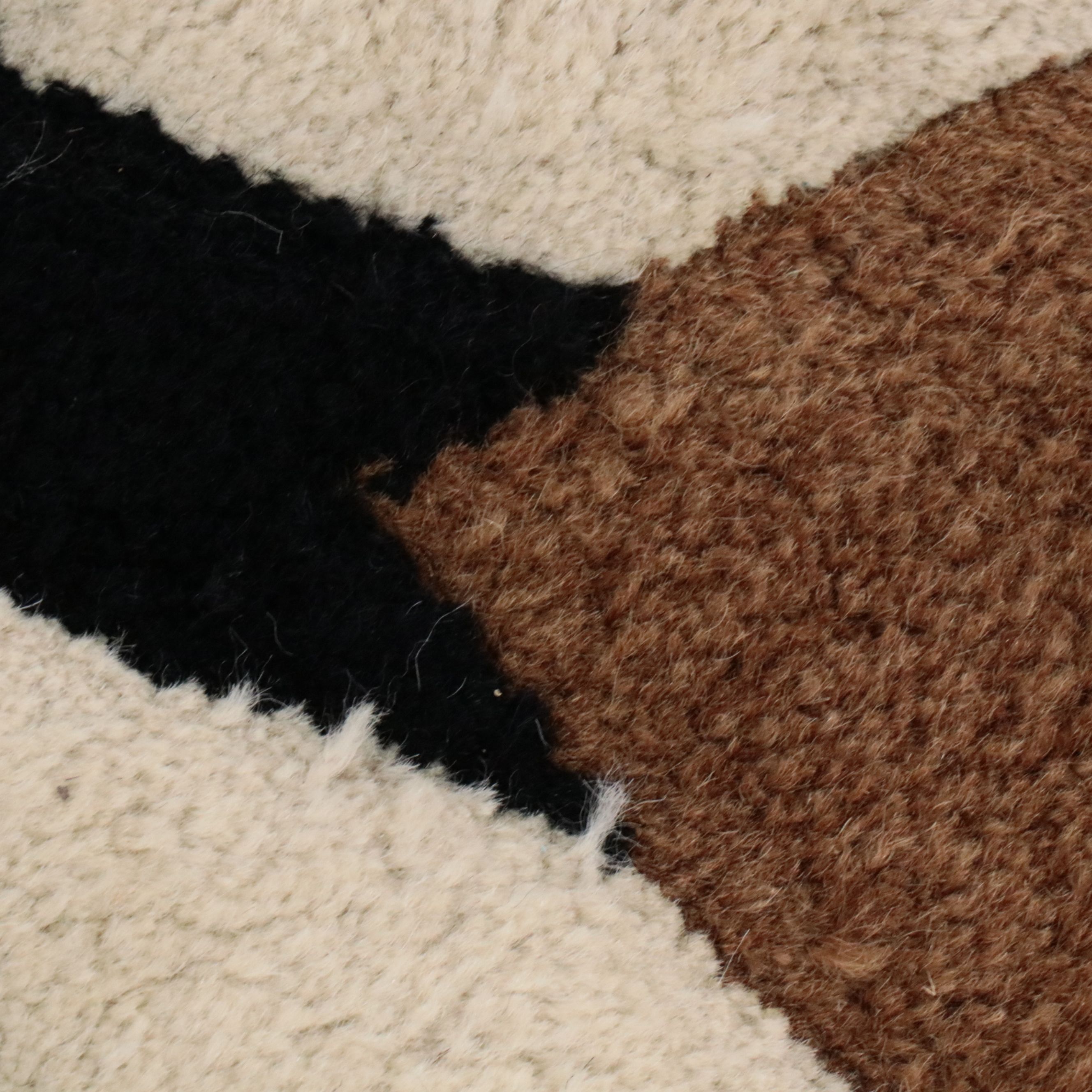 7'10 Hexagonal Hand-Tufted Contemporary Area Rug