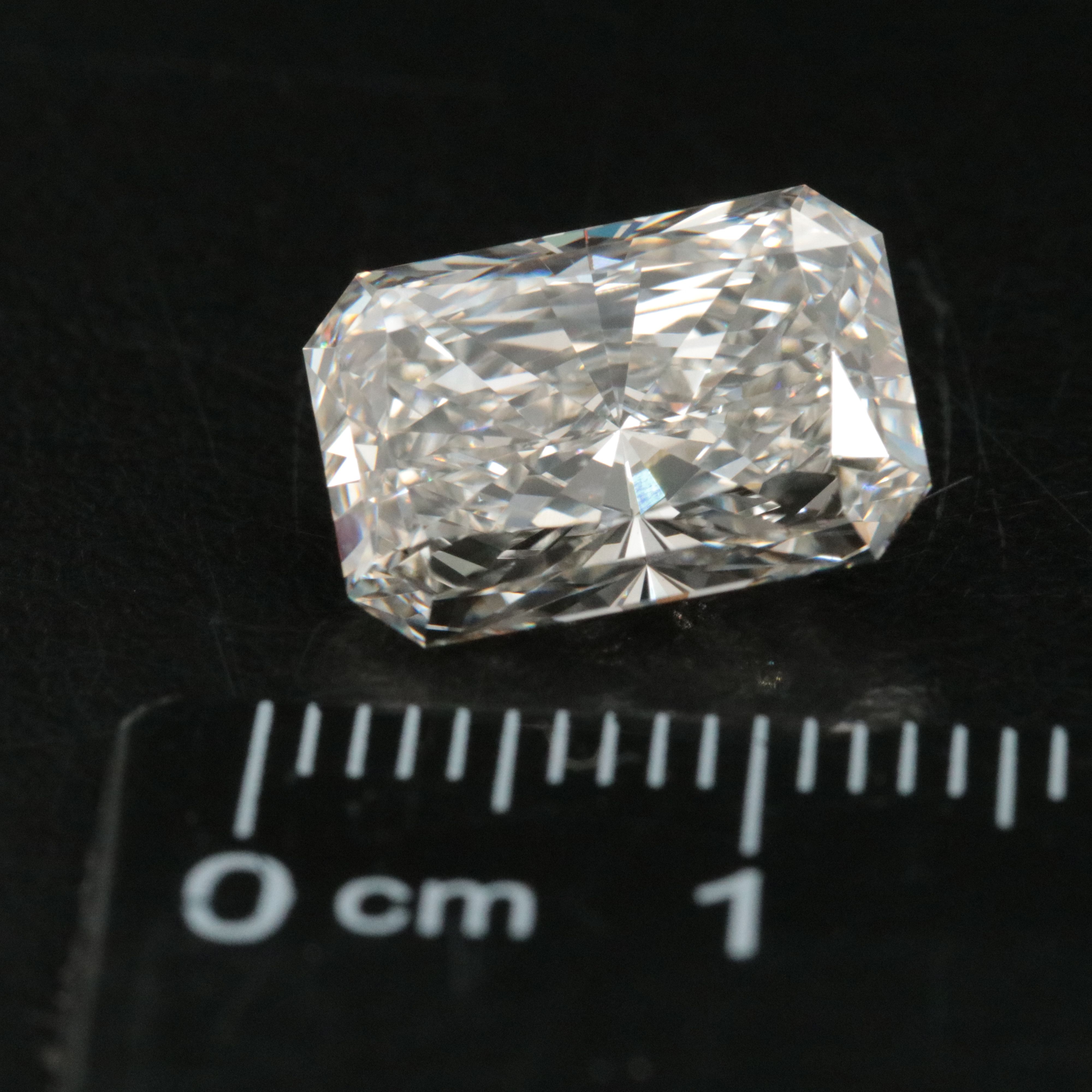 Loose 4.75 CT Lab Grown Diamond with IGI Report