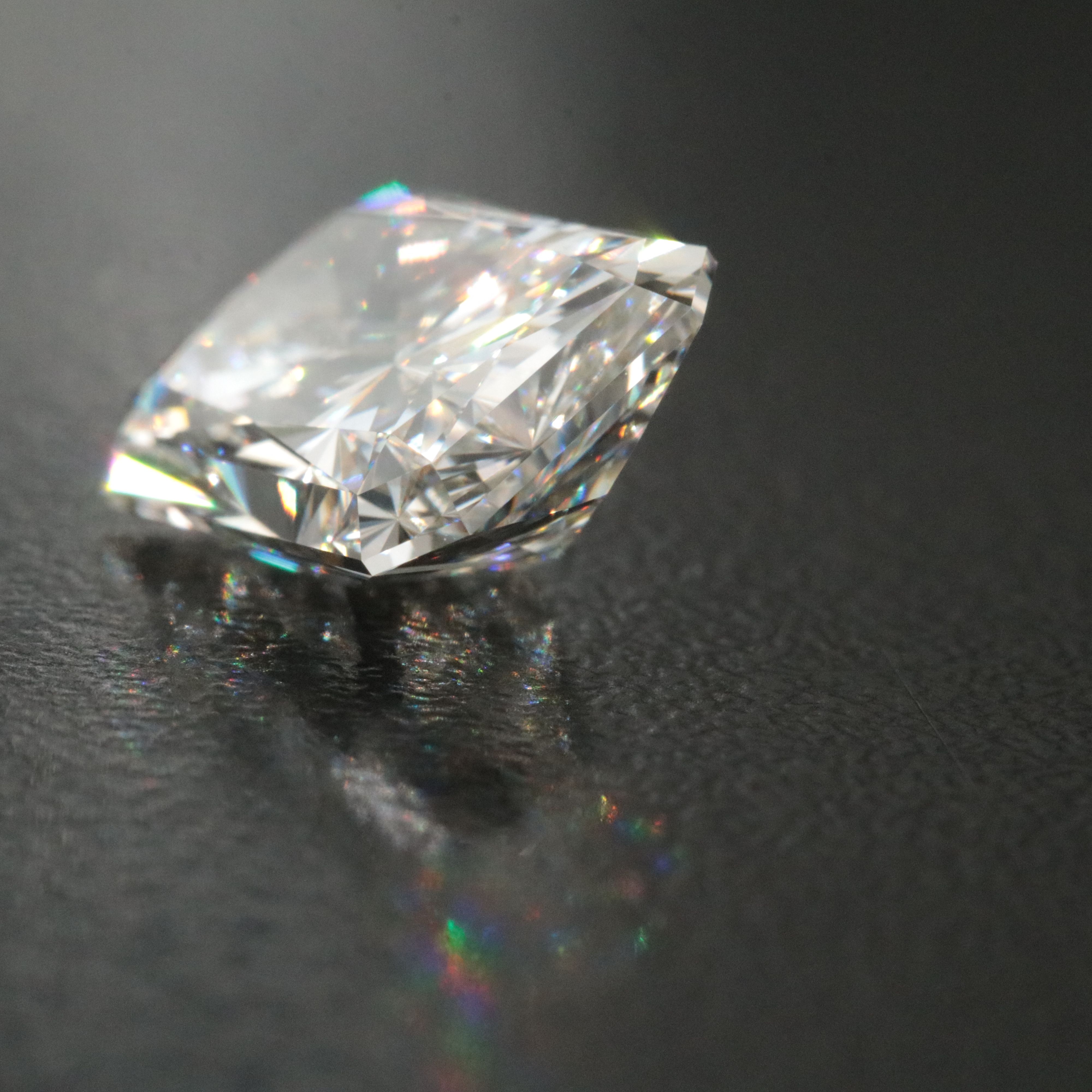 Loose 4.75 CT Lab Grown Diamond with IGI Report