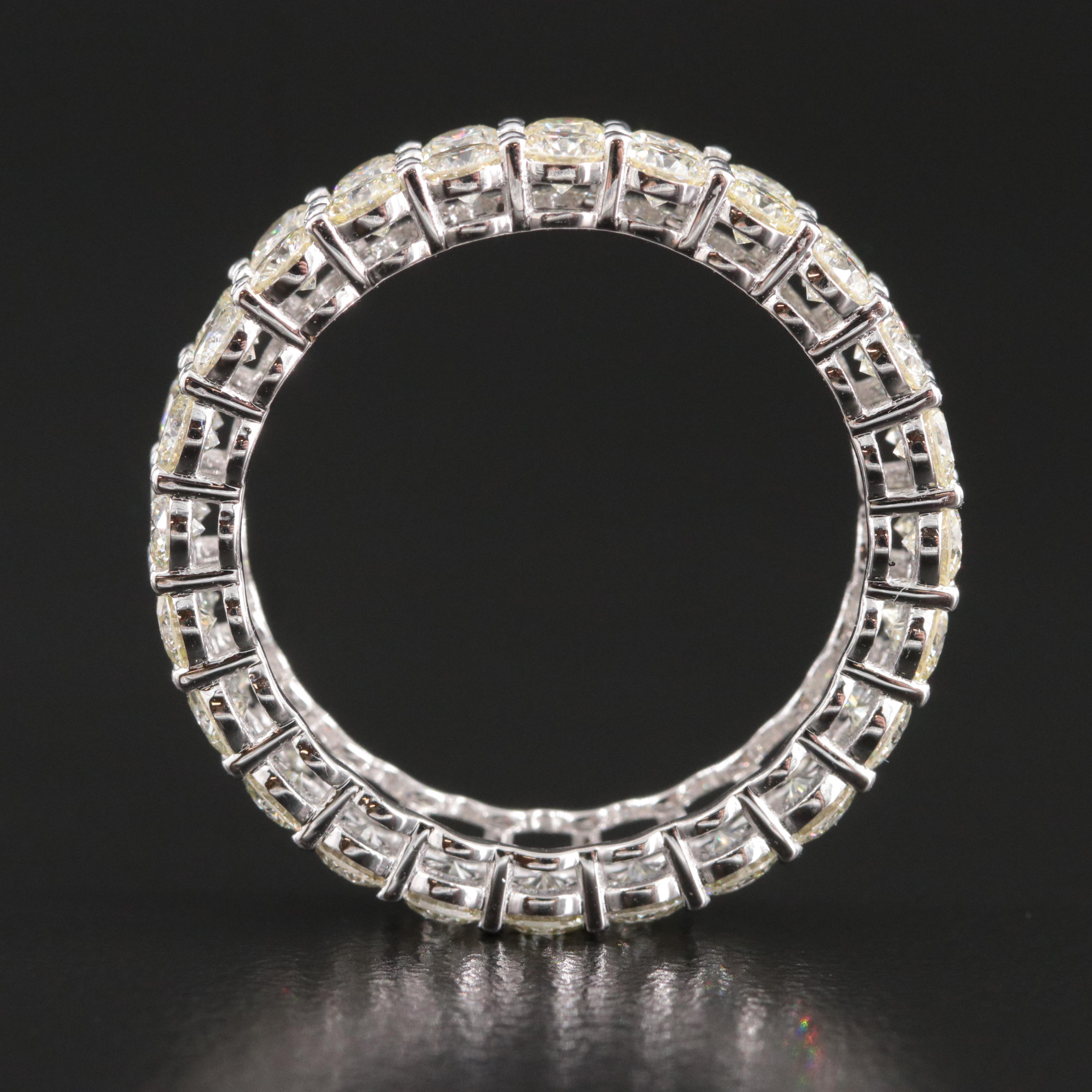 14K 3.26 CTW Diamond Eternity Band