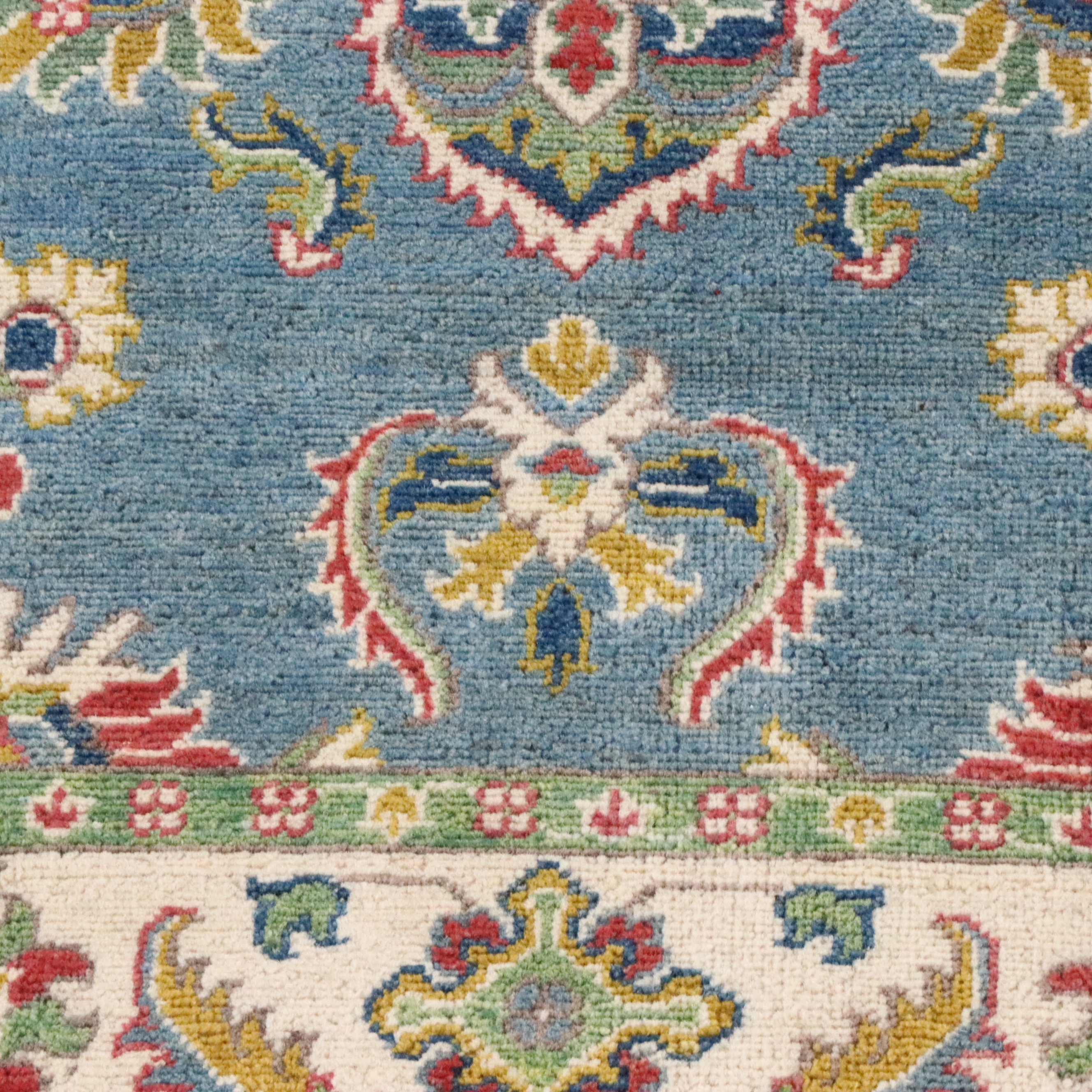 4'2 x 6' Hand-Knotted Pakistani Kazak Area Rug