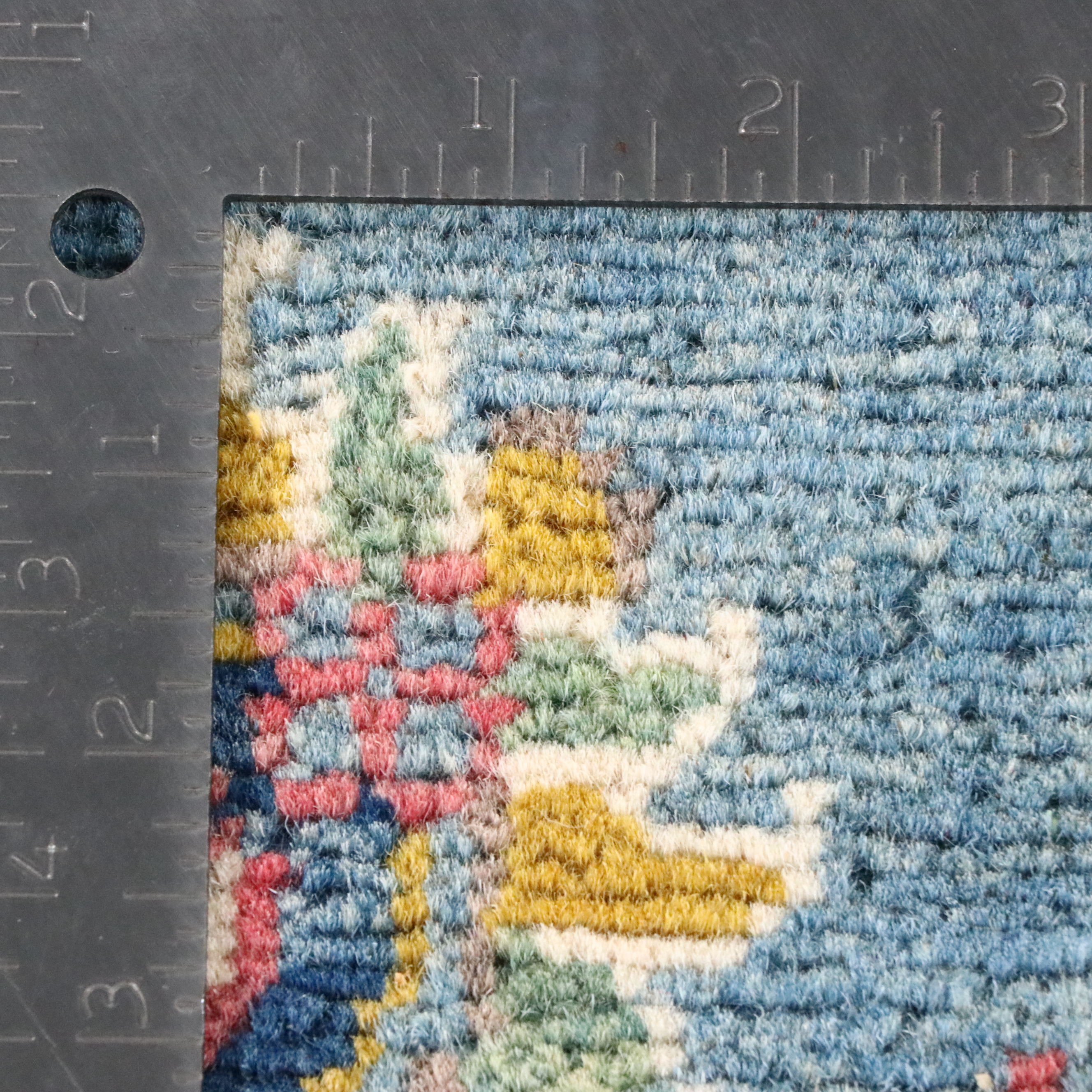 4'2 x 6' Hand-Knotted Pakistani Kazak Area Rug