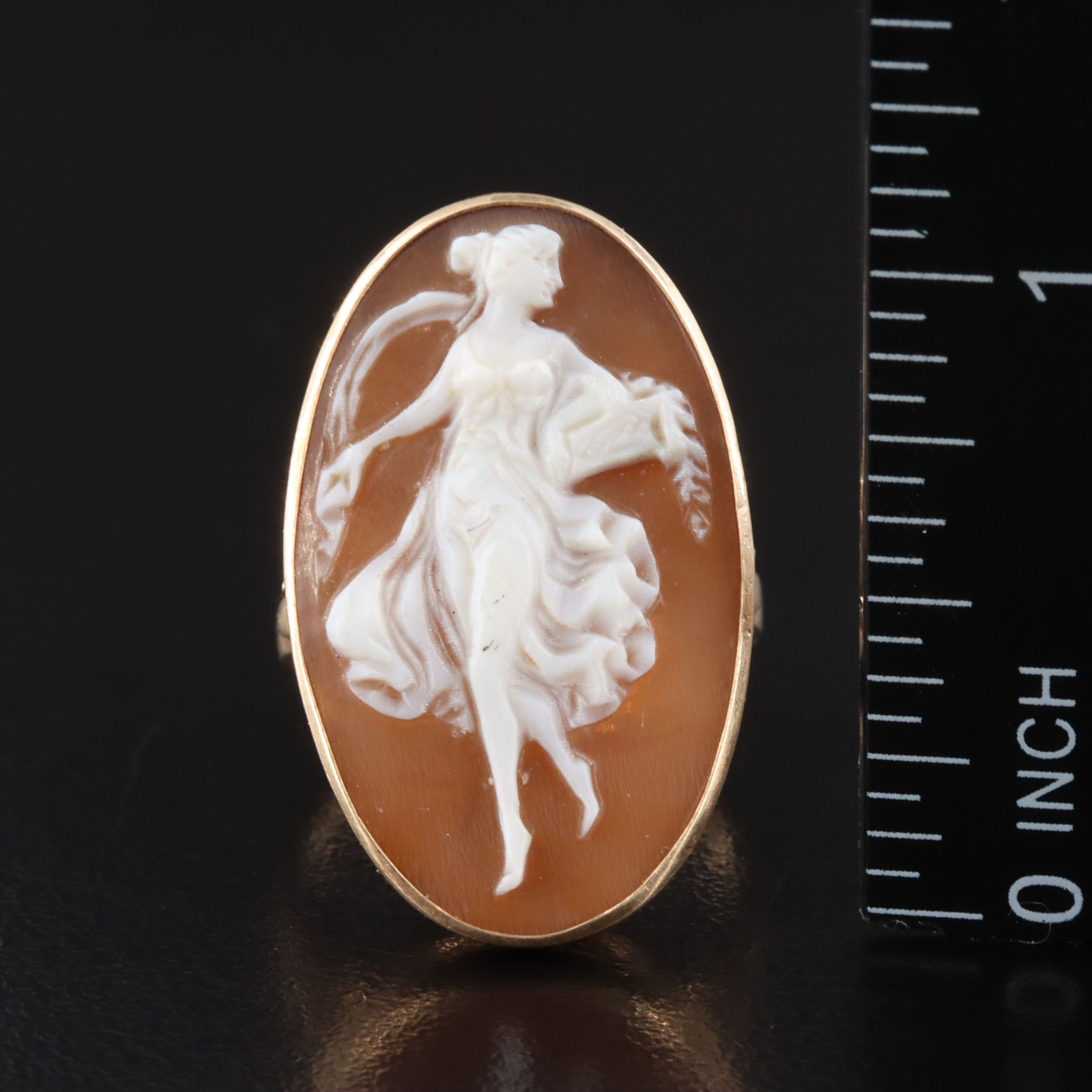 14K Shell Cameo Ring