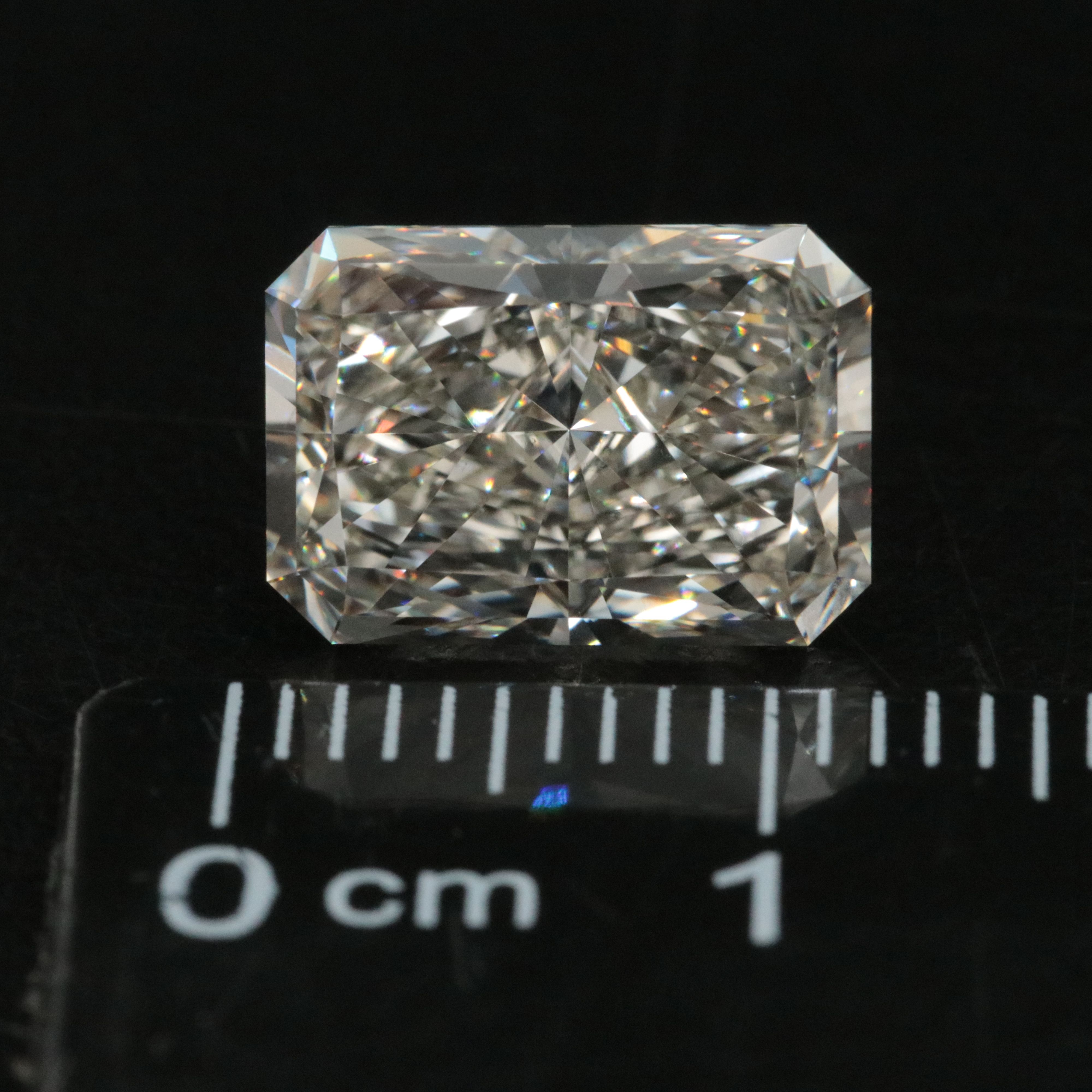 Loose 4.18 CT Lab Grown Diamond with IGI Report