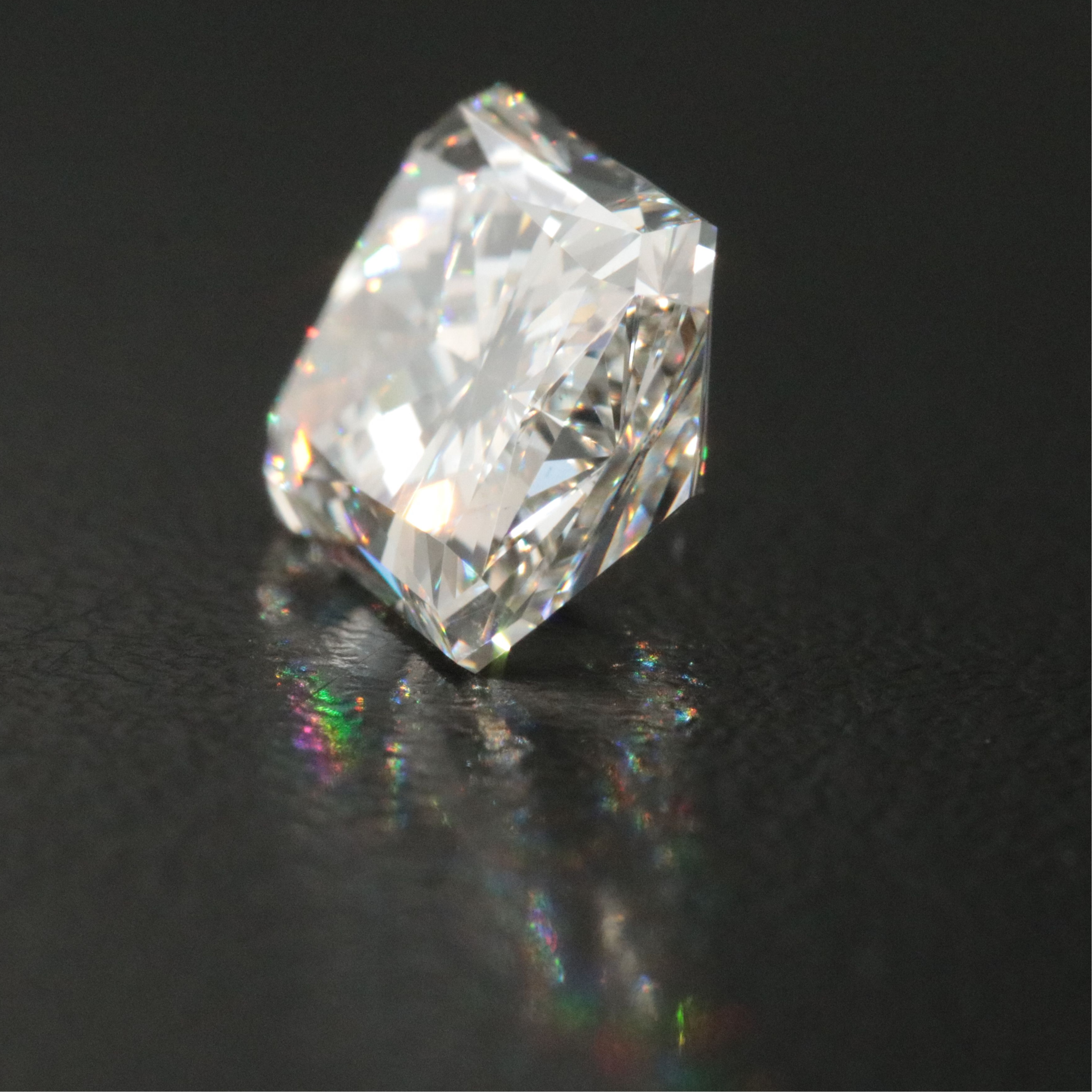 Loose 4.18 CT Lab Grown Diamond with IGI Report