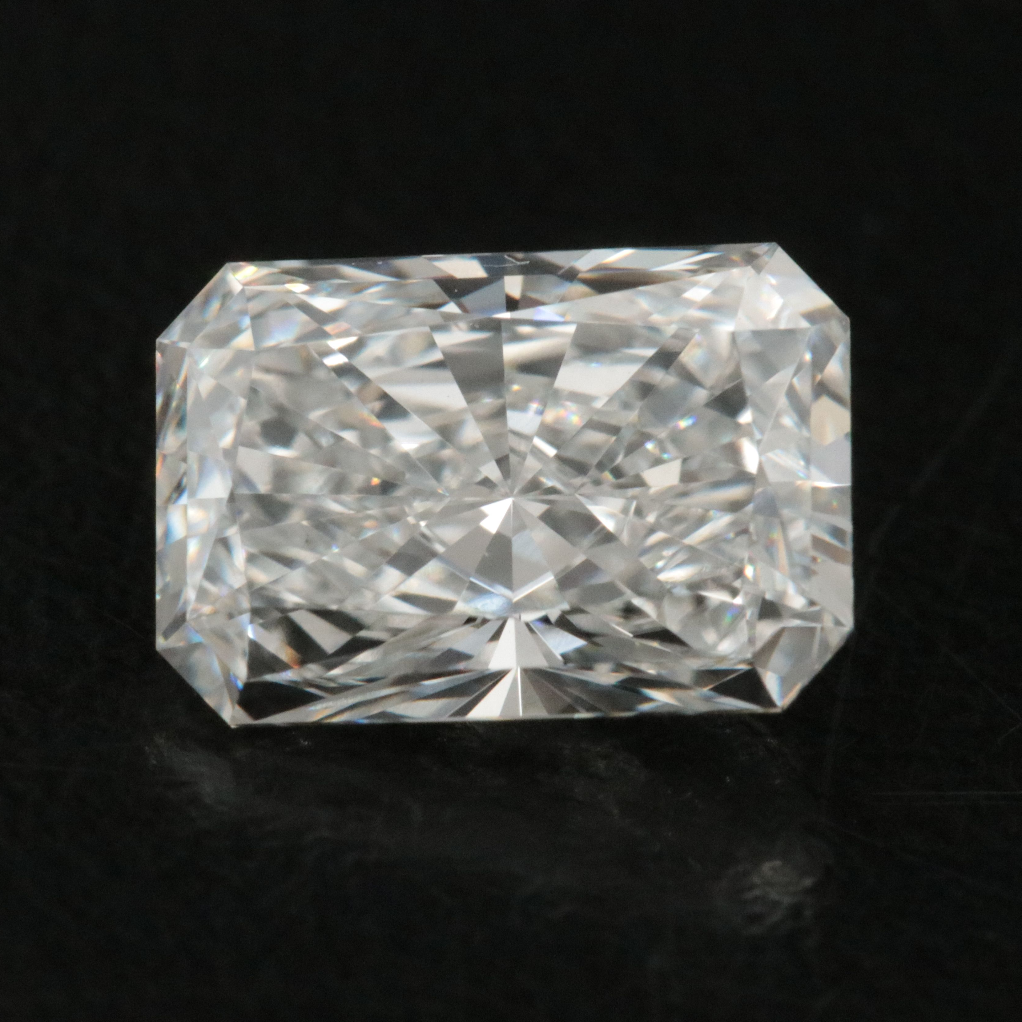 Loose 1.79 CT Lab Grown Diamond with IGI Report