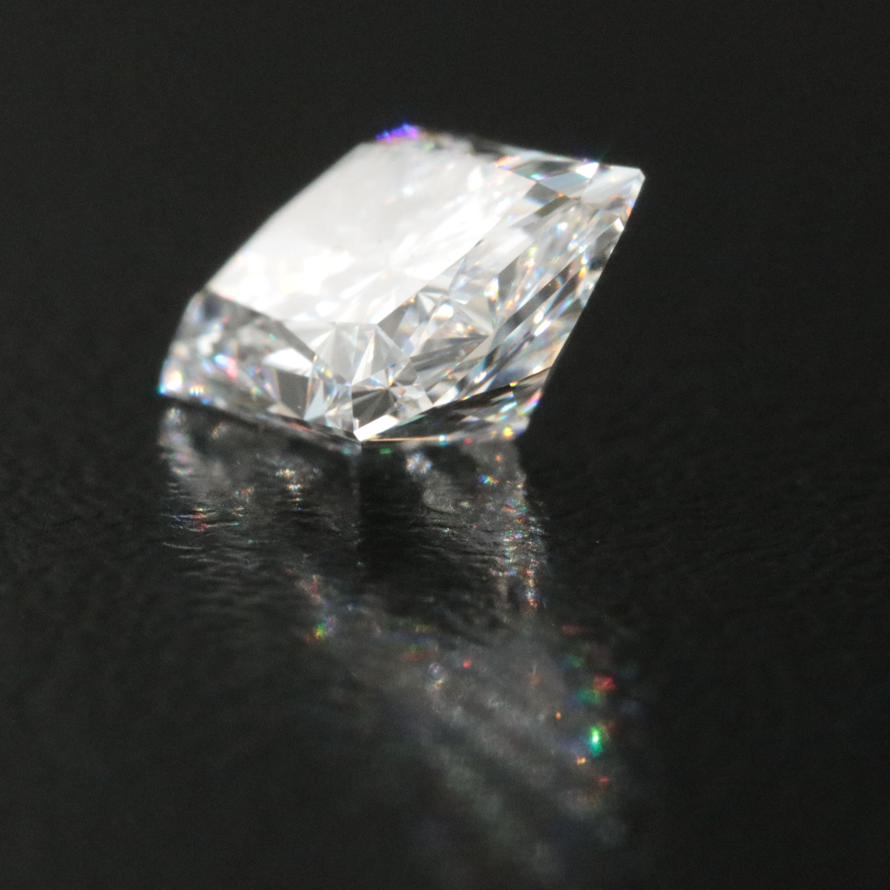 Loose 1.79 CT Lab Grown Diamond with IGI Report
