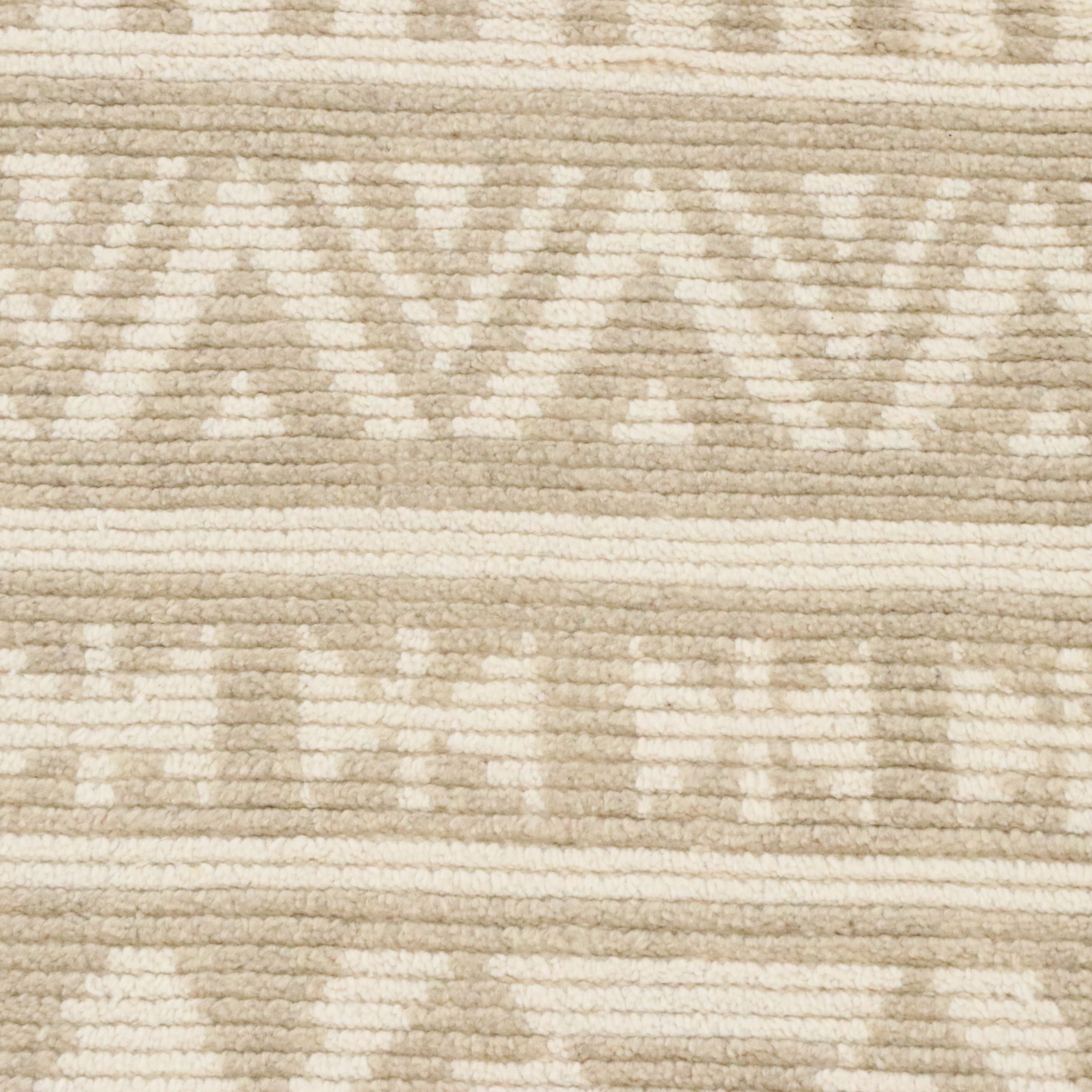 5' x 8'2 Hand-Knotted Indian Contemporary Area Rug