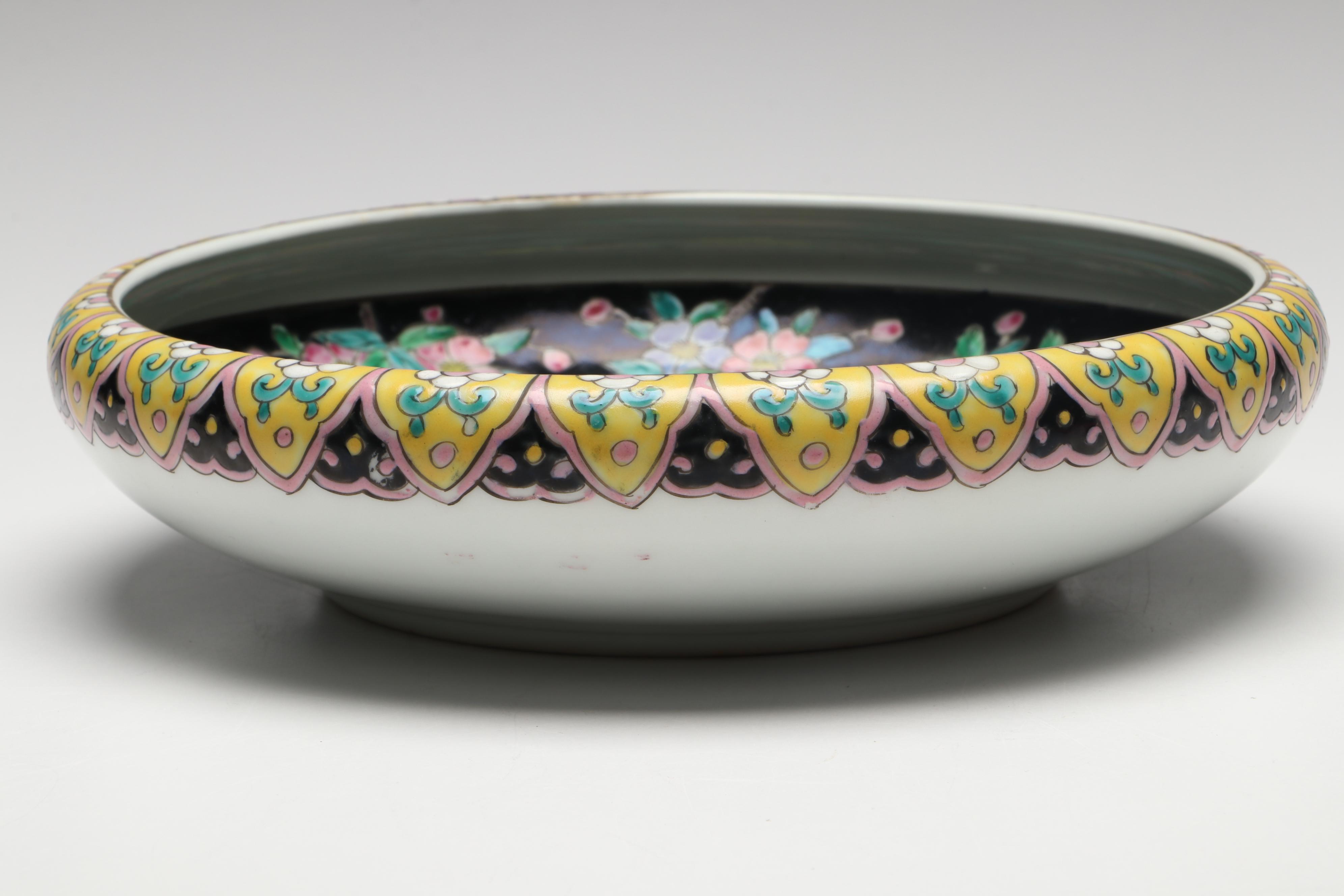Japanese Export Famille Noir Ceramic Bowl, Late 19th/ Early 20th Century