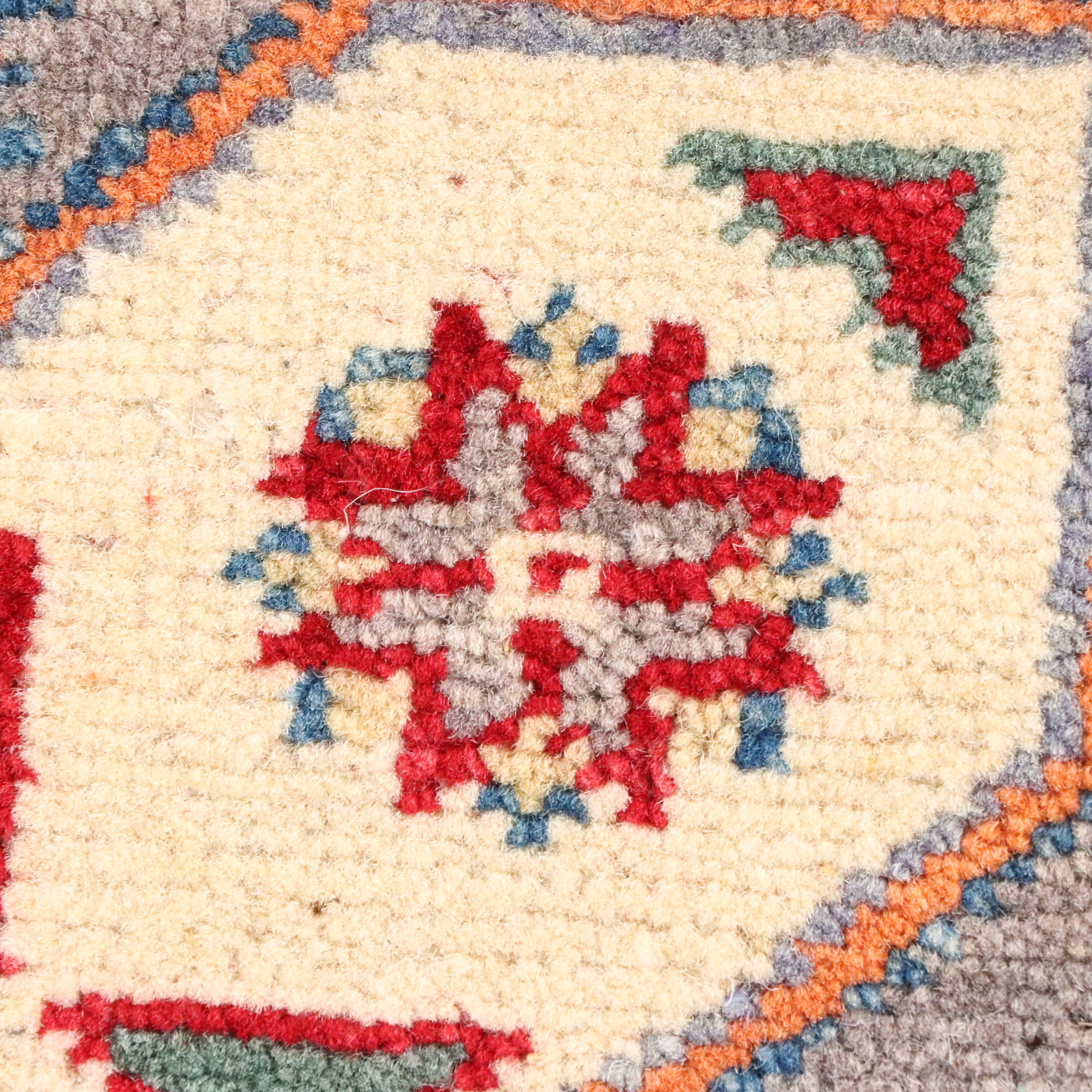 4'1 x 6' Hand-Knotted Pakistani Kazak Area Rug