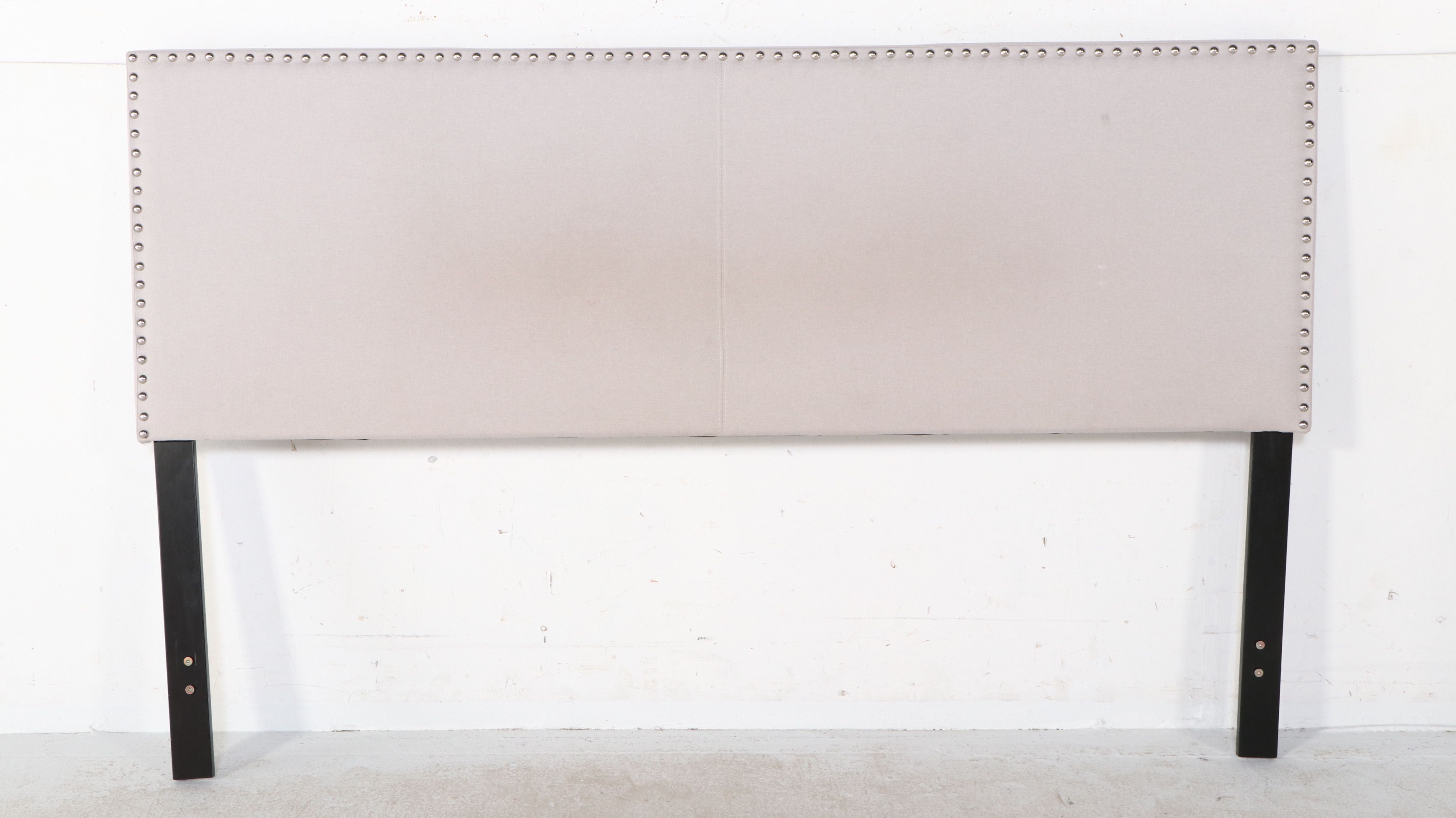 Coaster Fine Furniture Upholstered Bed Frame with Nailhead Trim