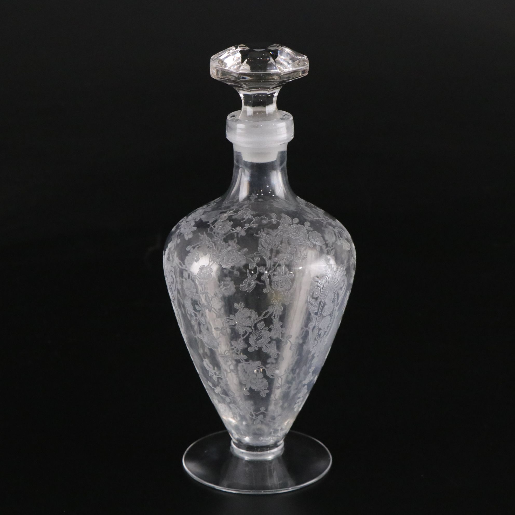 Cambridge "Rosepoint" Glass Decanter