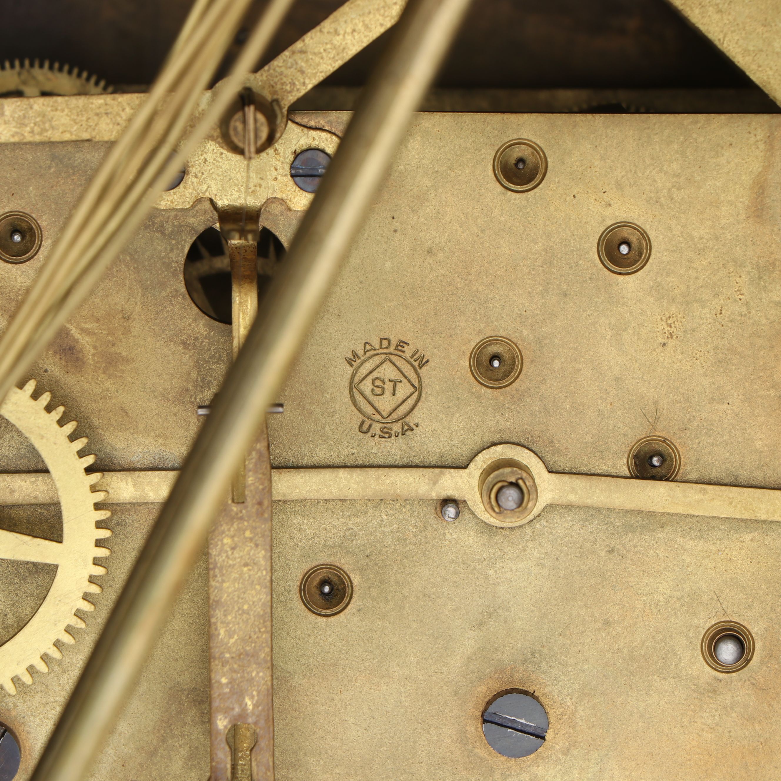 Seth Thomas Dome Wooden Mantel Clock