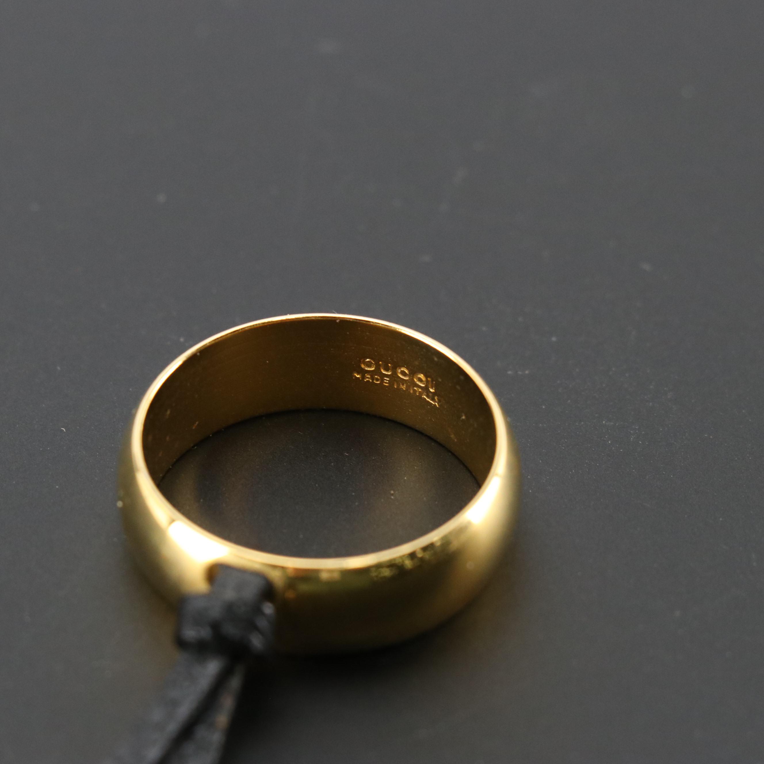 Gucci Gold Tone Scarf Ring