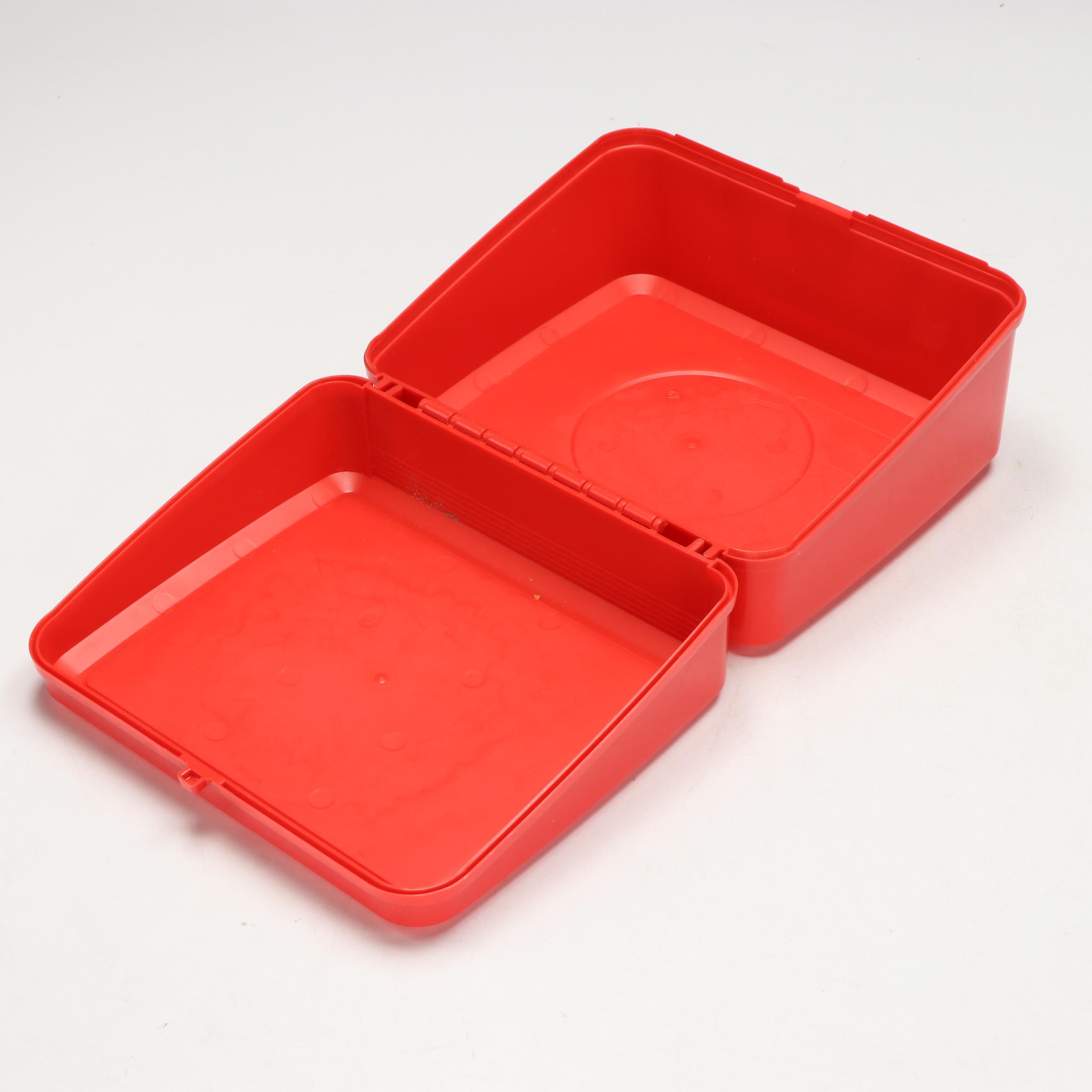 Strawberry Shortcake Tin Litho and Coca Cola Advertising Lunchboxes, Late 20th C