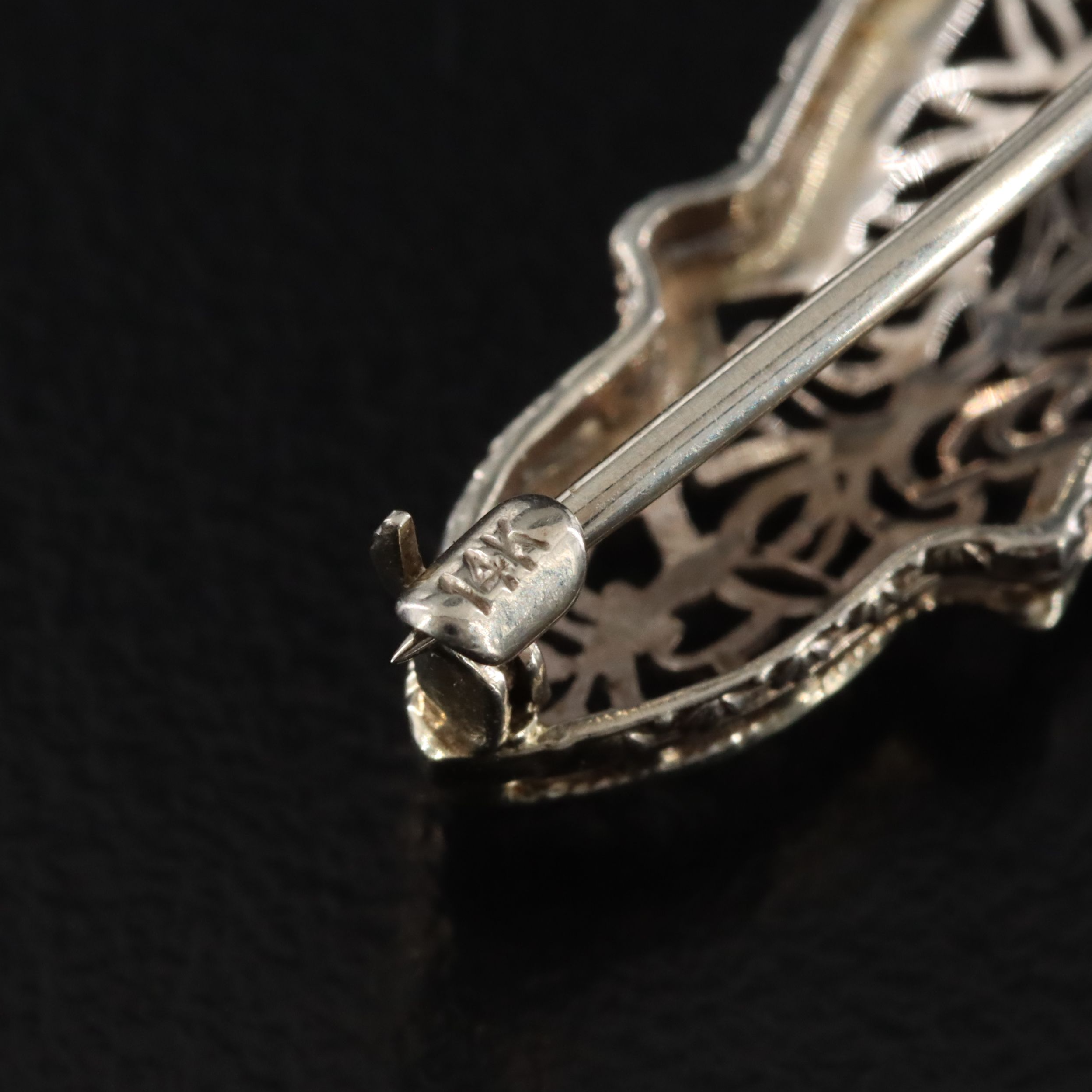 Antique 14K Floral Latticework Brooch