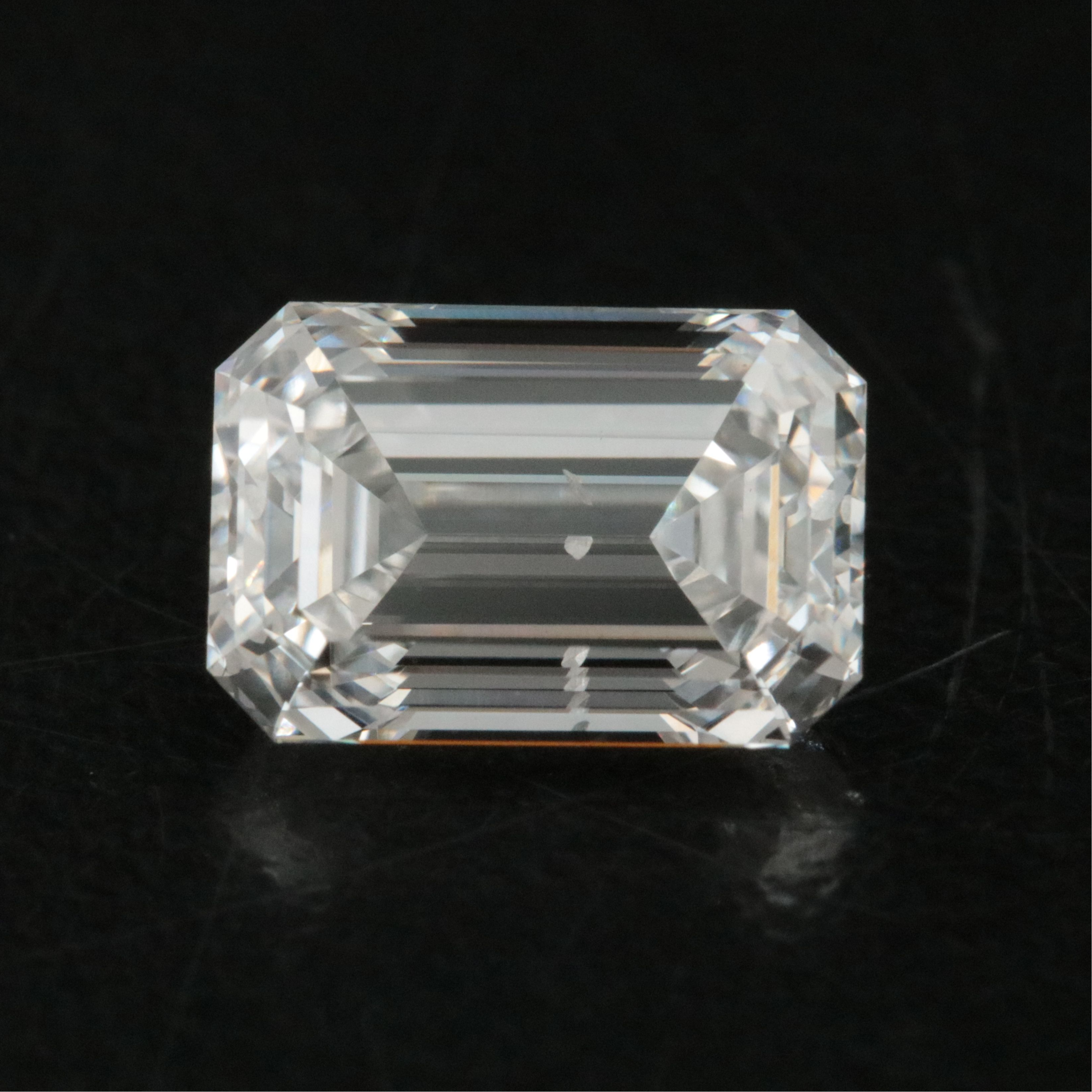 Loose 1.90 CT Lab Grown Diamond with IGI Report