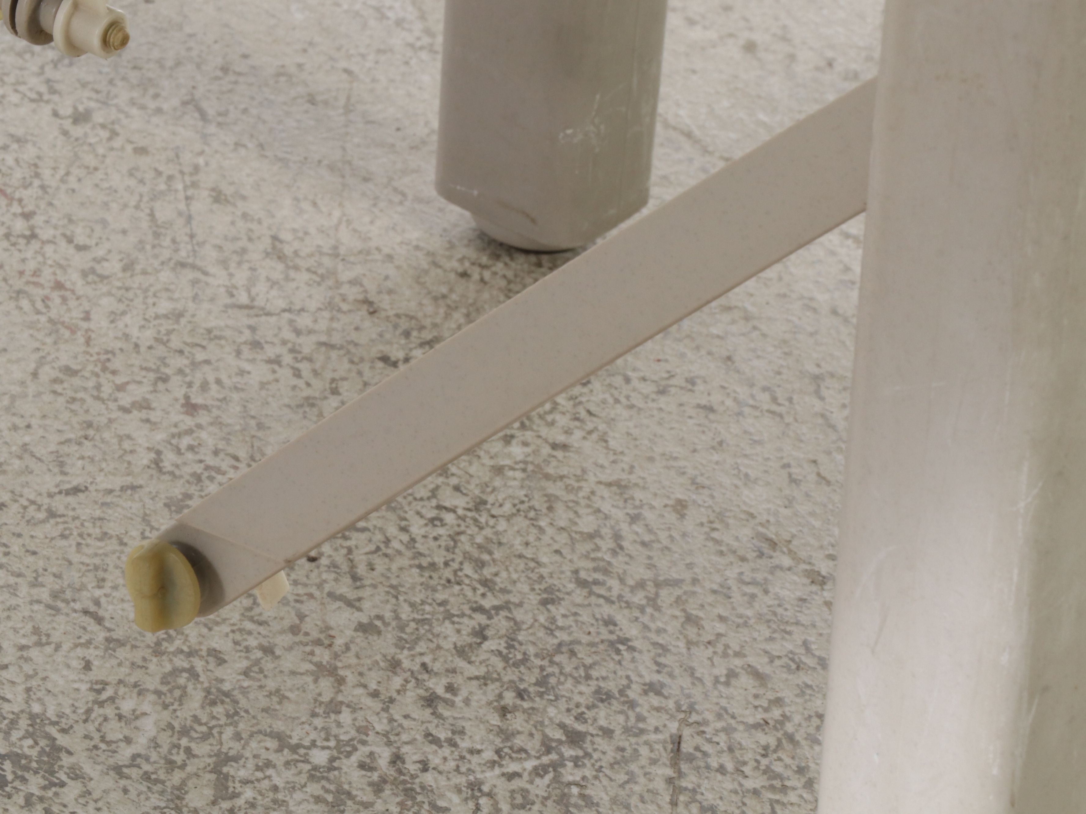 Molded Plastic Round Table