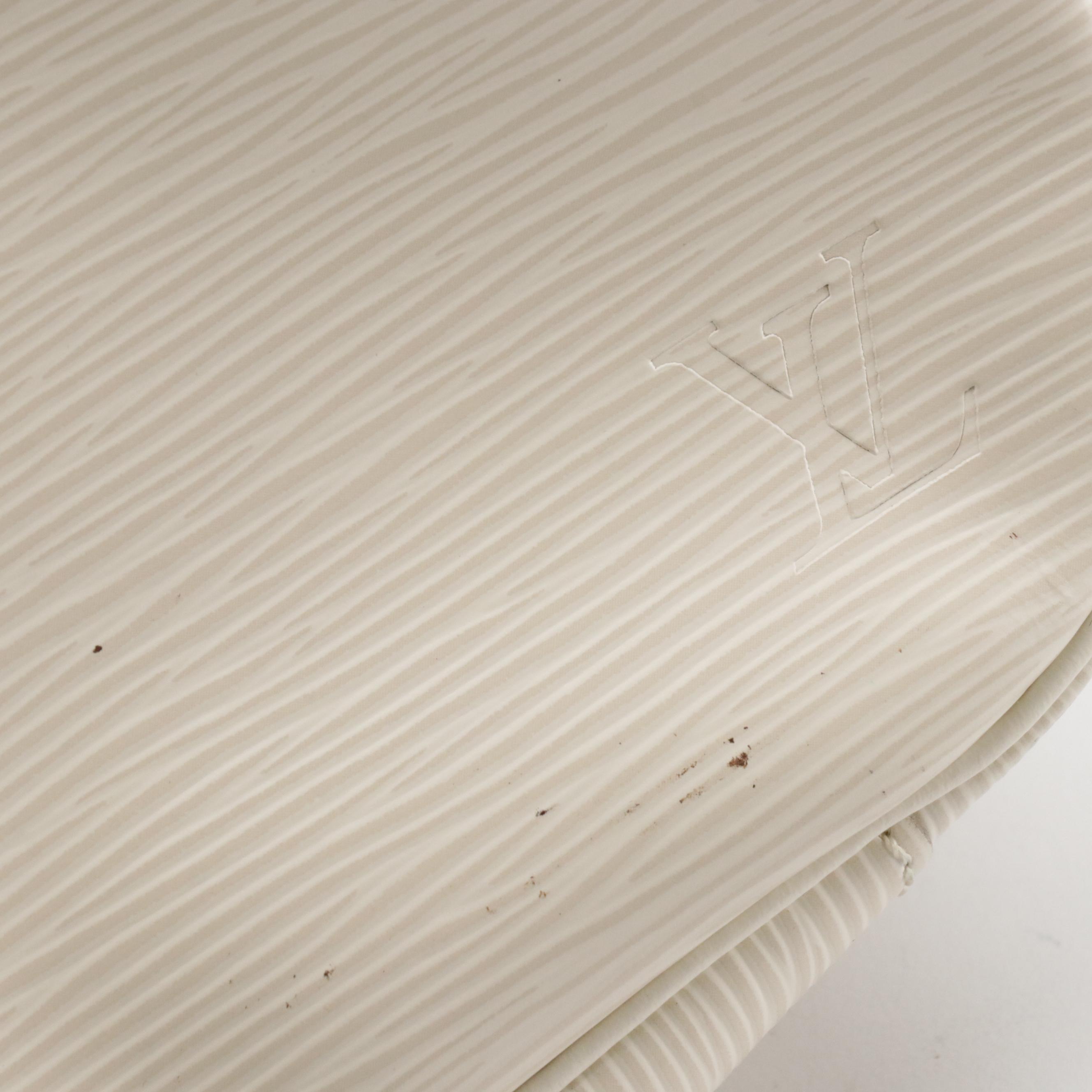 Louis Vuitton Passy PM Satchel in Ivorie Epi and Smooth Leather