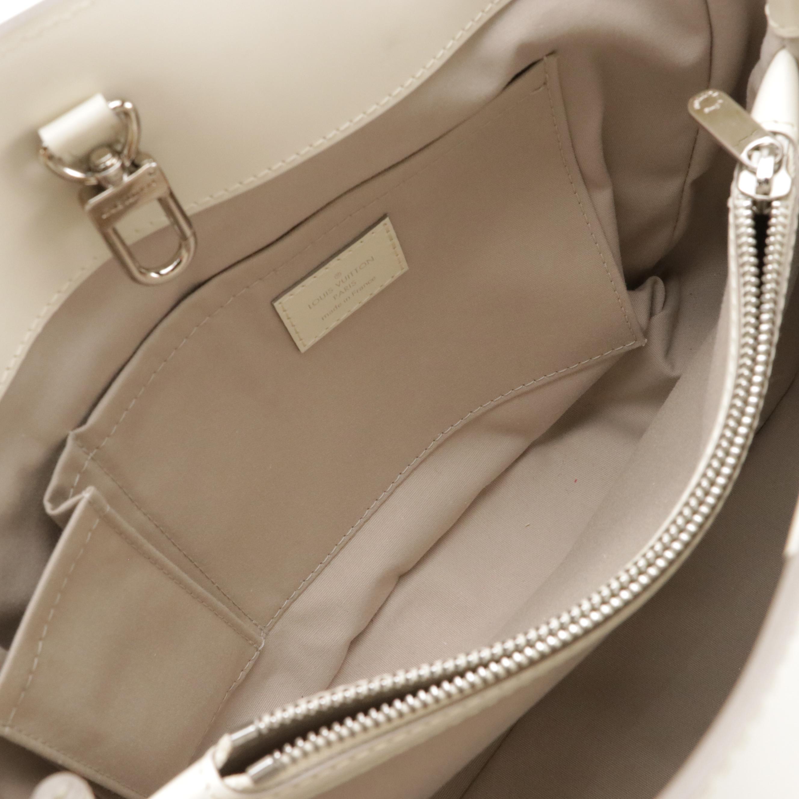 Louis Vuitton Passy PM Satchel in Ivorie Epi and Smooth Leather