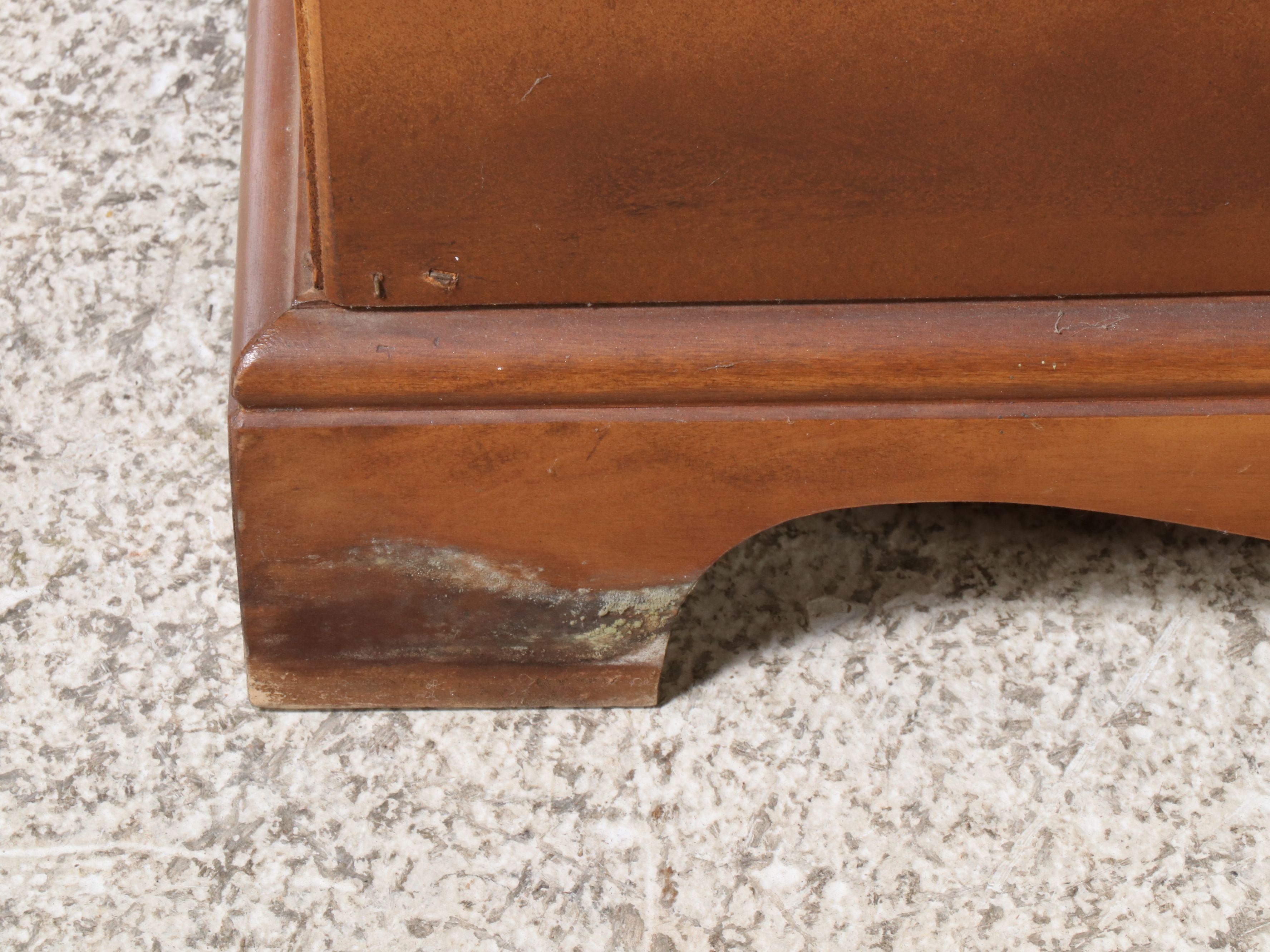 Colonial Style Maple Finish Apothecary Style Side Table