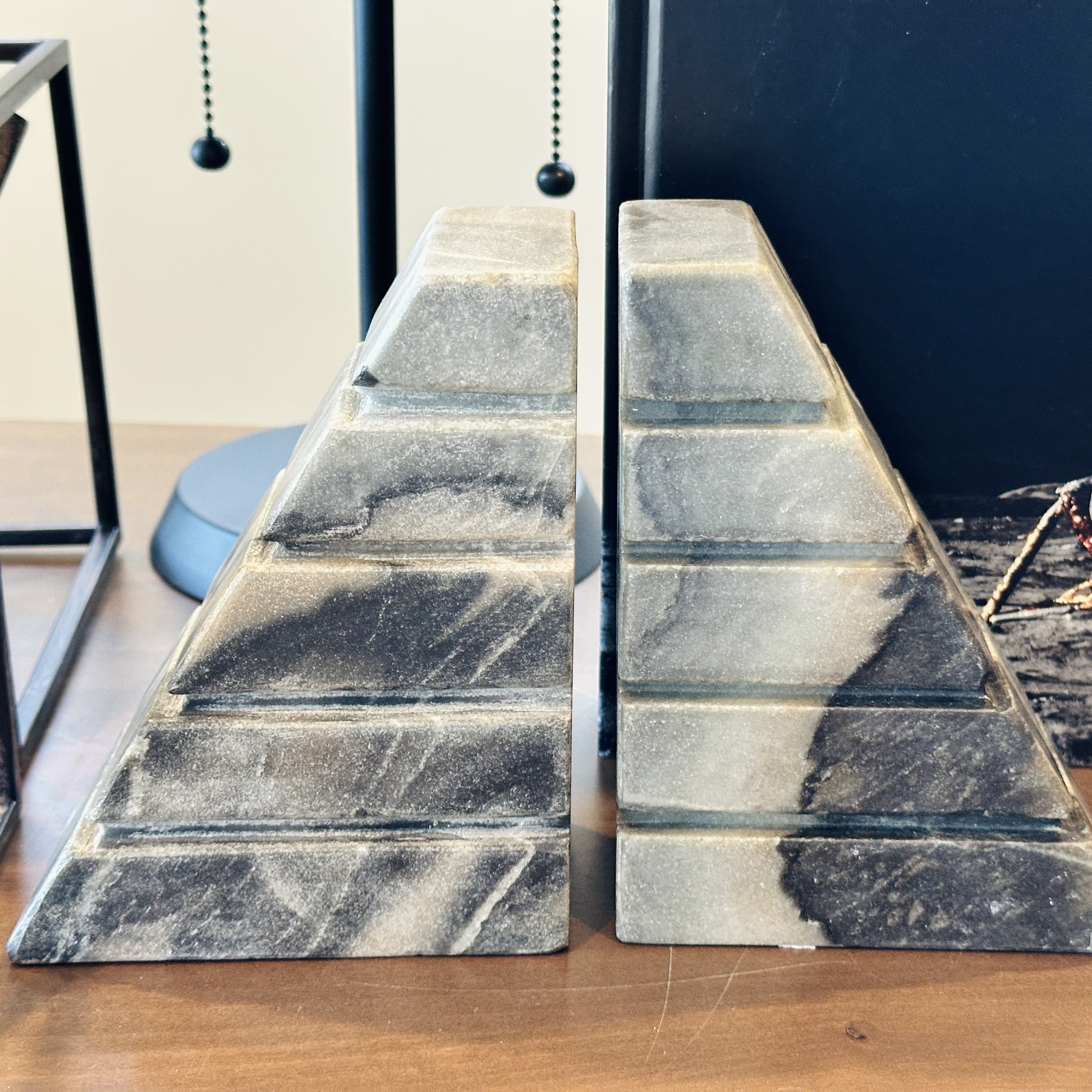 Williams-Sonoma Accent Lamp with Victrola Radio and More Modernist Décor