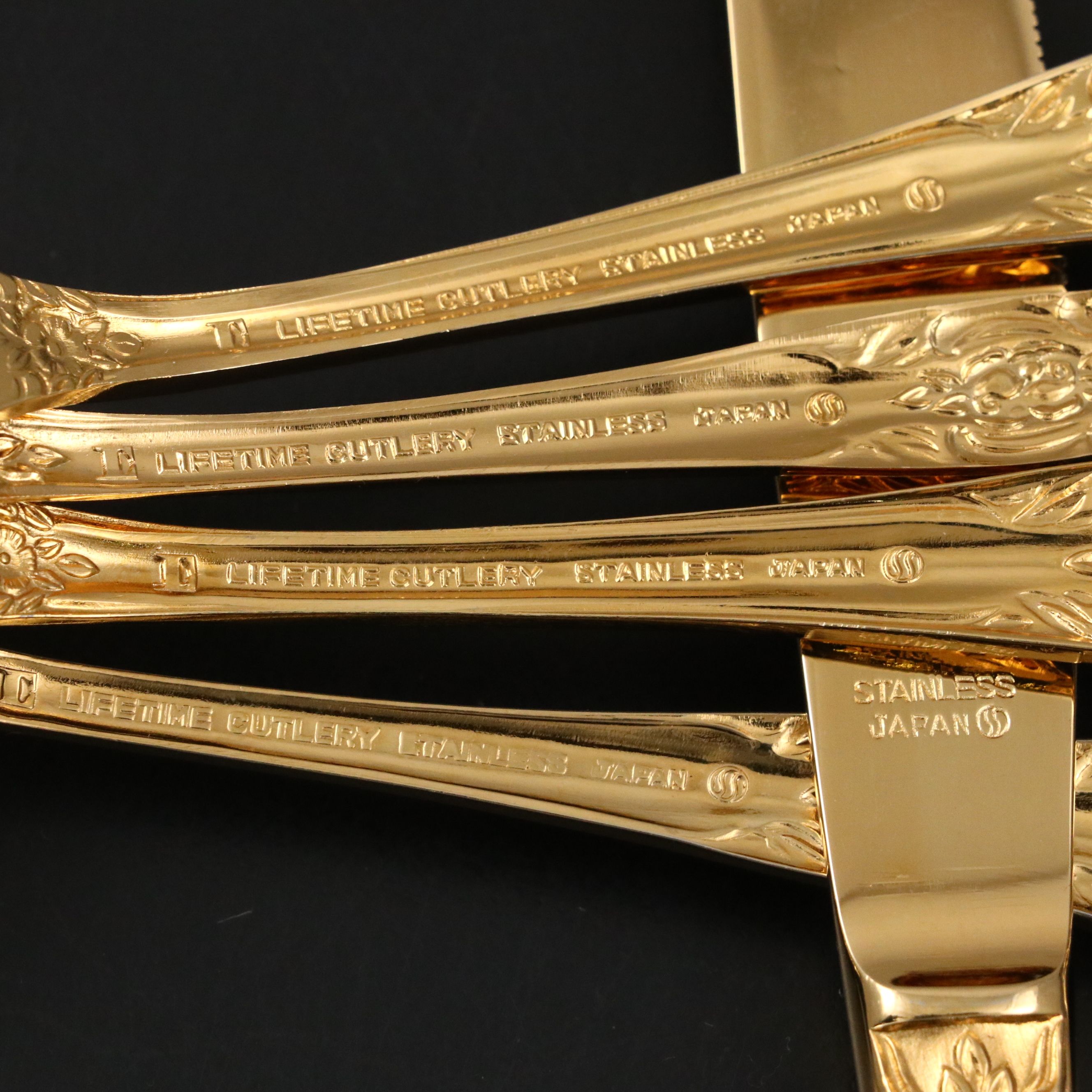 Lifetime Cutlery Gilt Finish Stainless Steel Flatware with Wooden Case