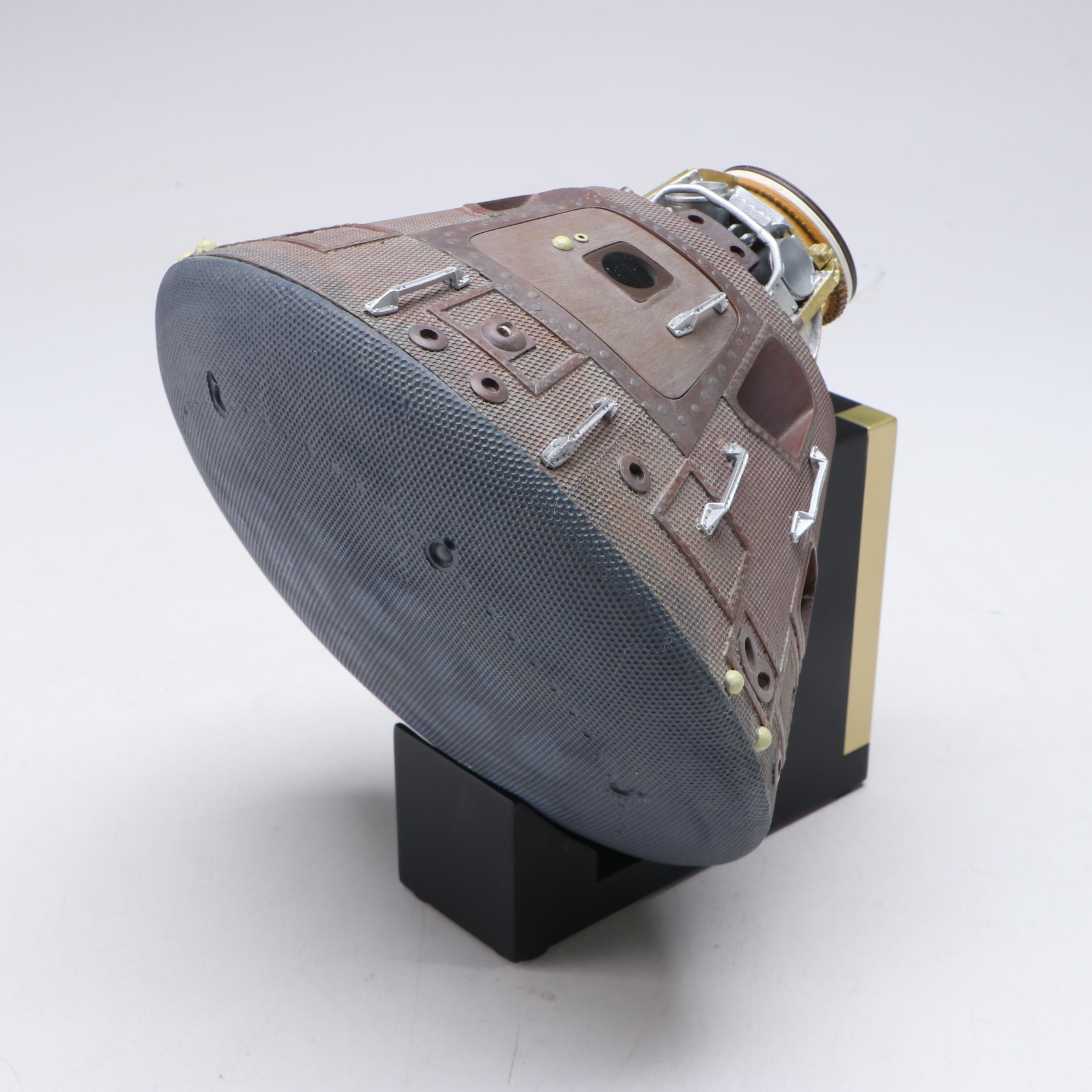 RTM Display Models Apollo 11 Command Module Columbia 1:25 Replica