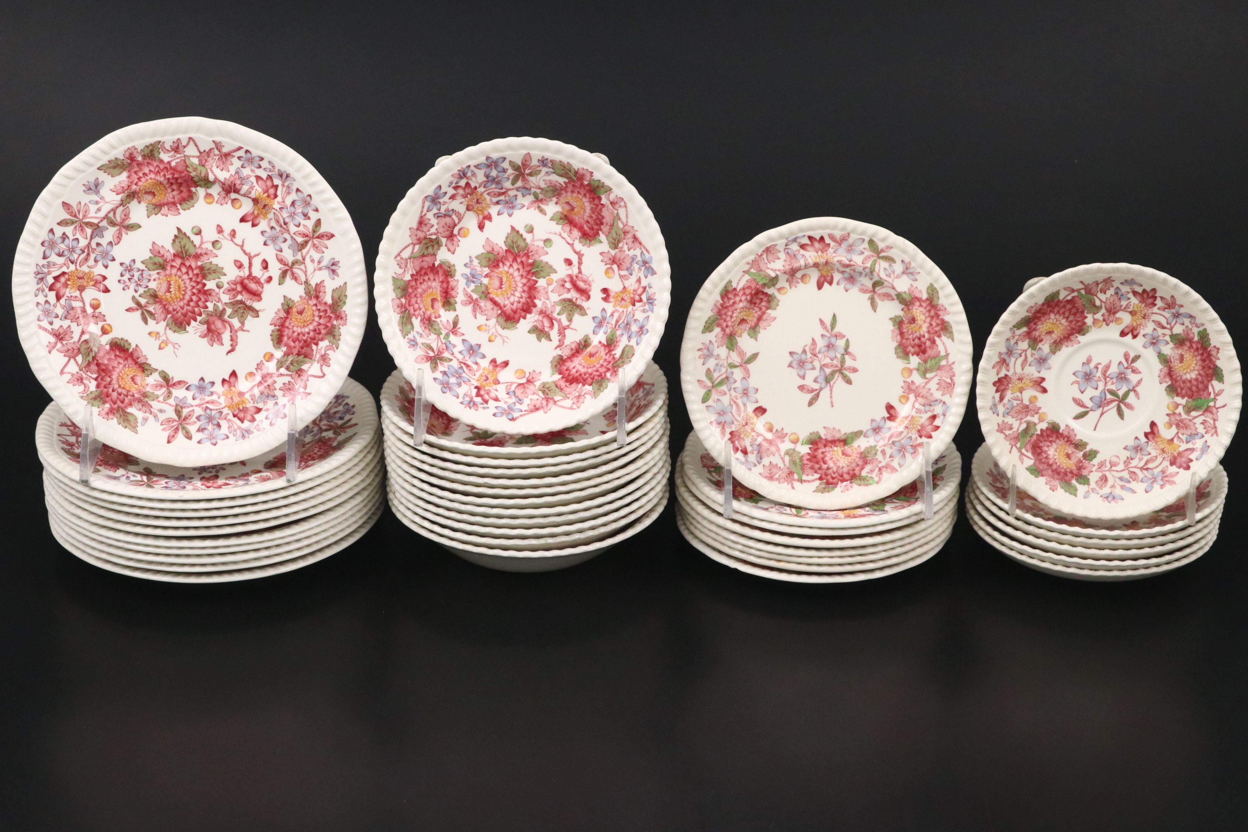 Copeland Spode "Spode's Aster" Dinnerware and Serving Pieces