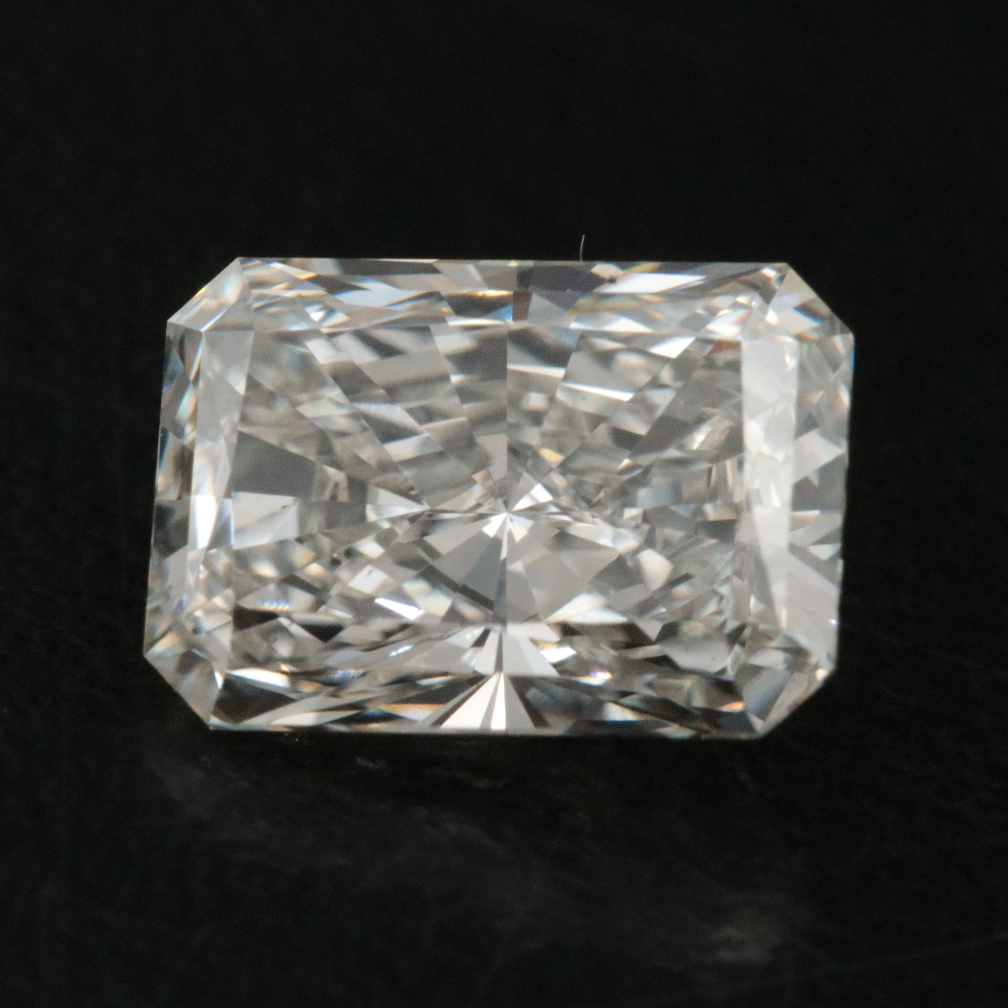 Loose 2.14 CT Lab Grown Diamond with IGI Report
