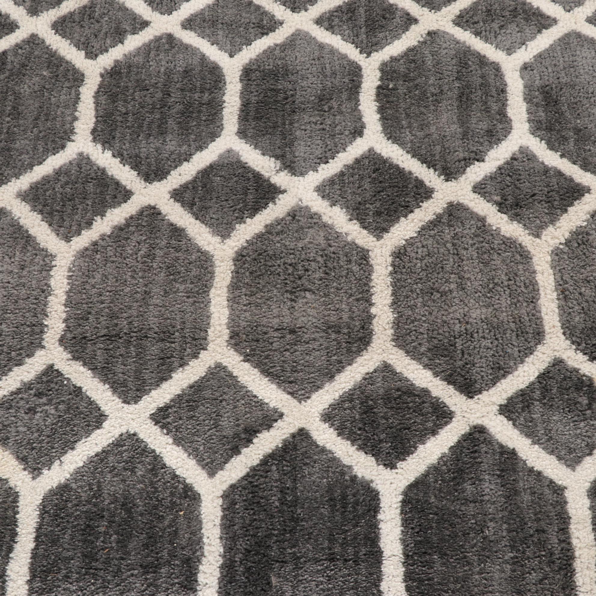 7'6 x 8'10 Machine Tufted Real Living "Zion" Area Rug