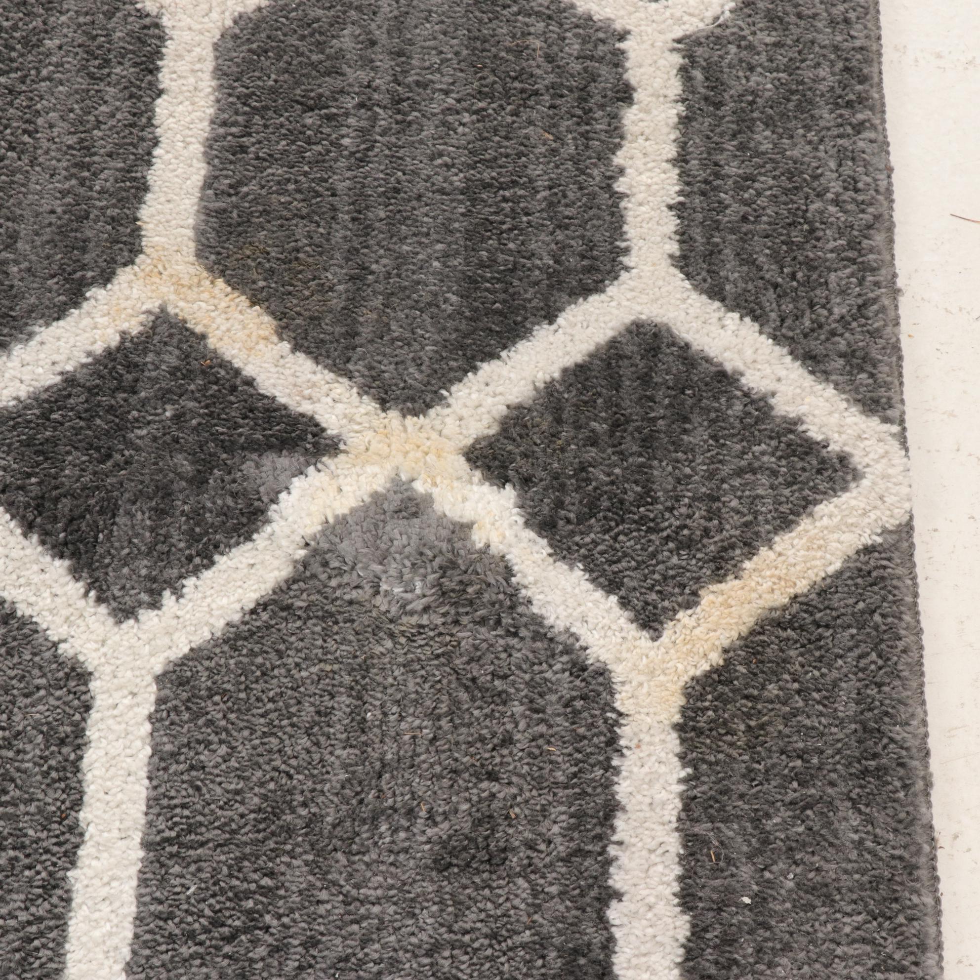 7'6 x 8'10 Machine Tufted Real Living "Zion" Area Rug