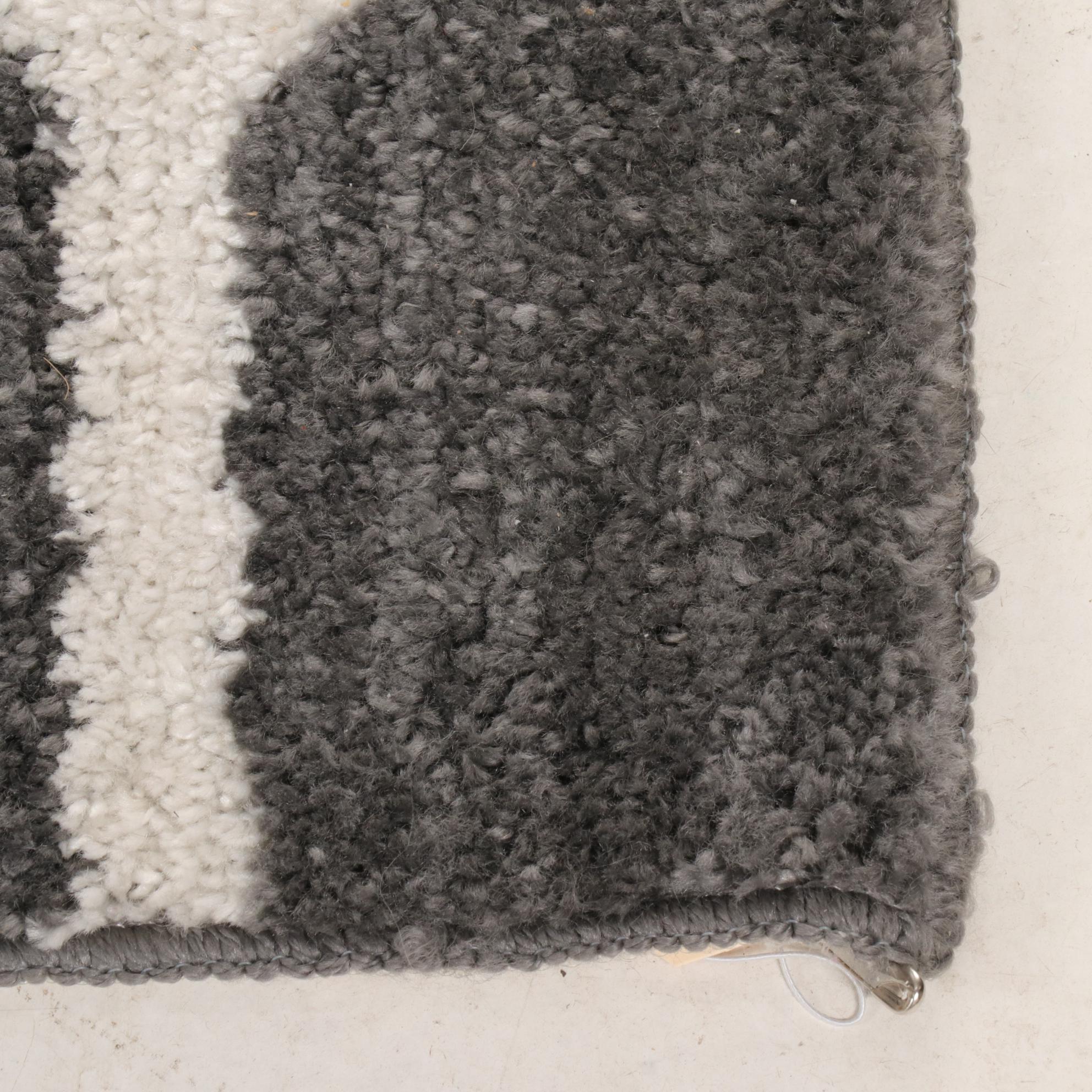 7'6 x 8'10 Machine Tufted Real Living "Zion" Area Rug