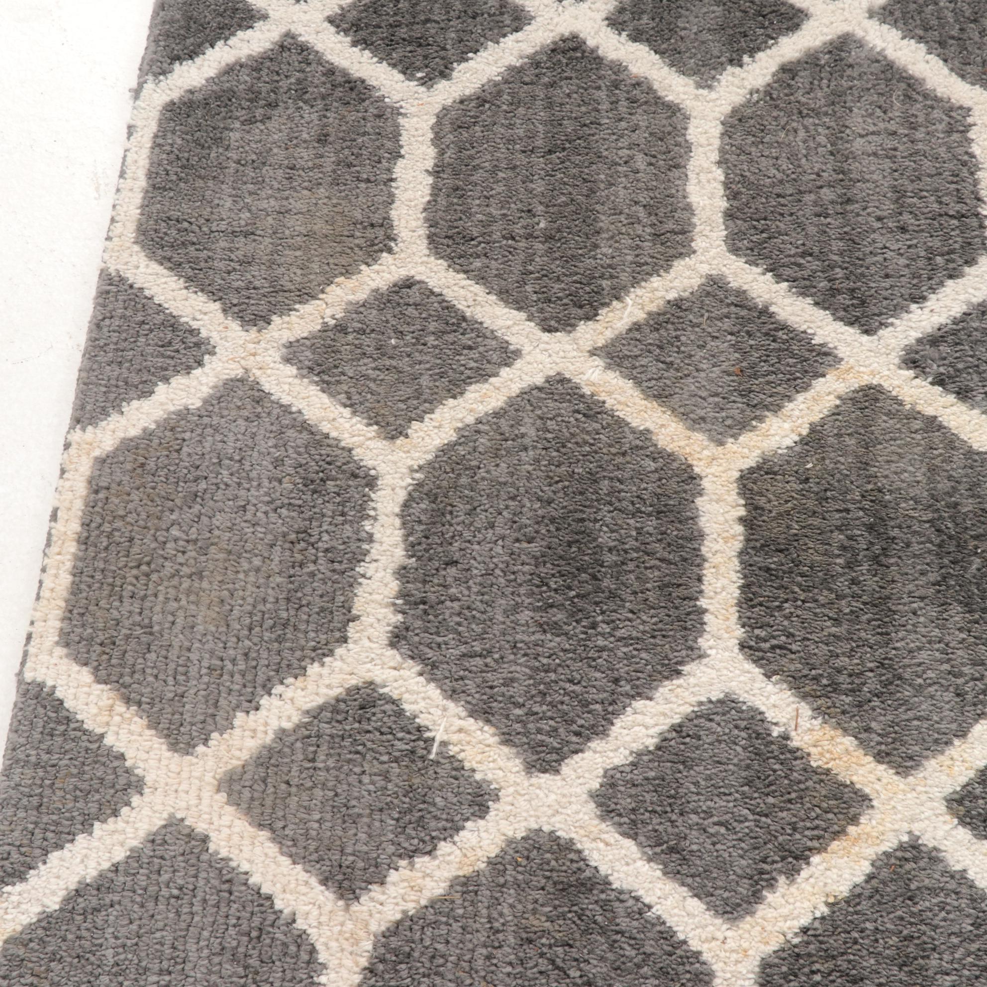 7'6 x 8'10 Machine Tufted Real Living "Zion" Area Rug