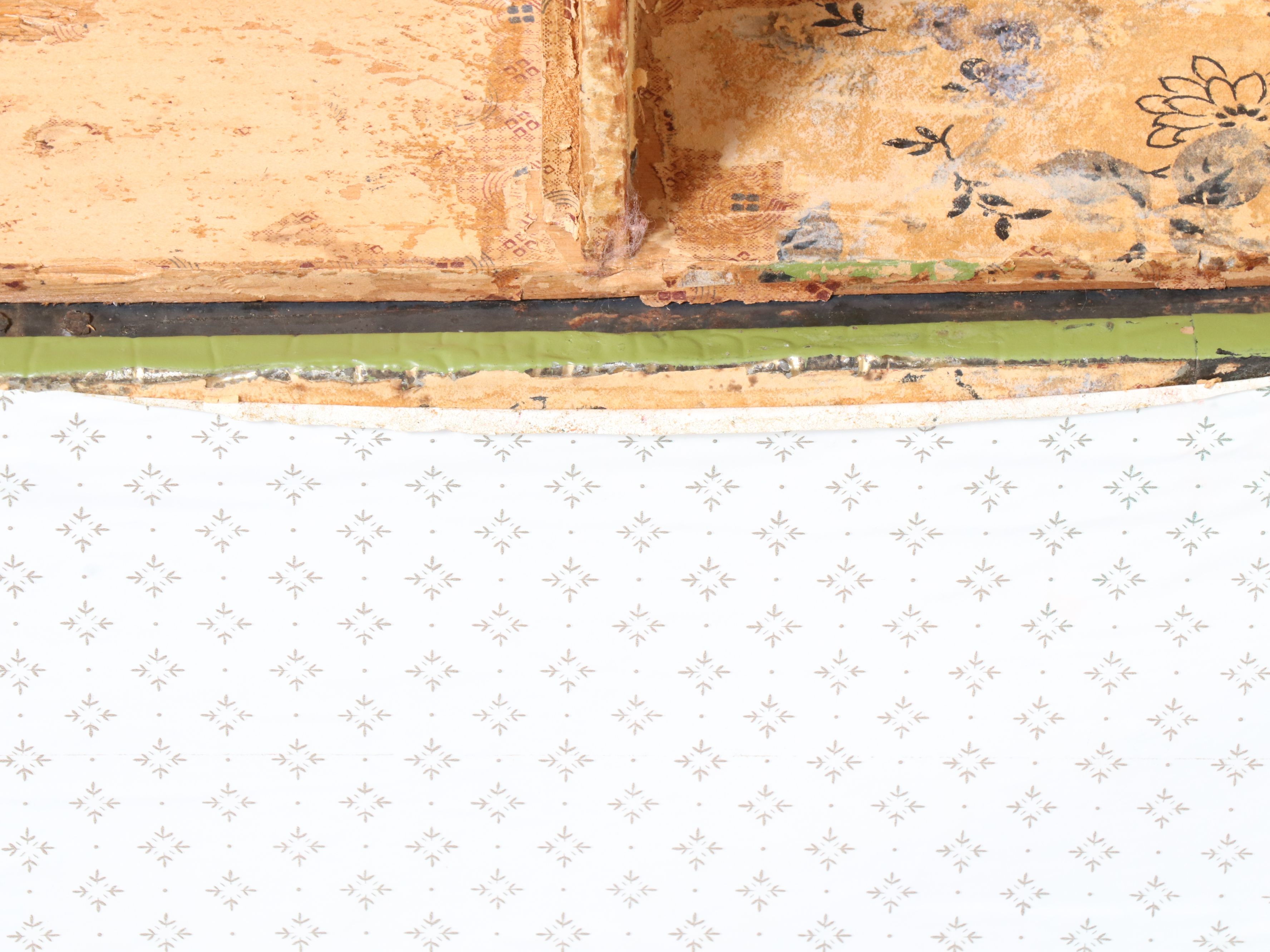 Antique Late Victorian Dome Top Trunk