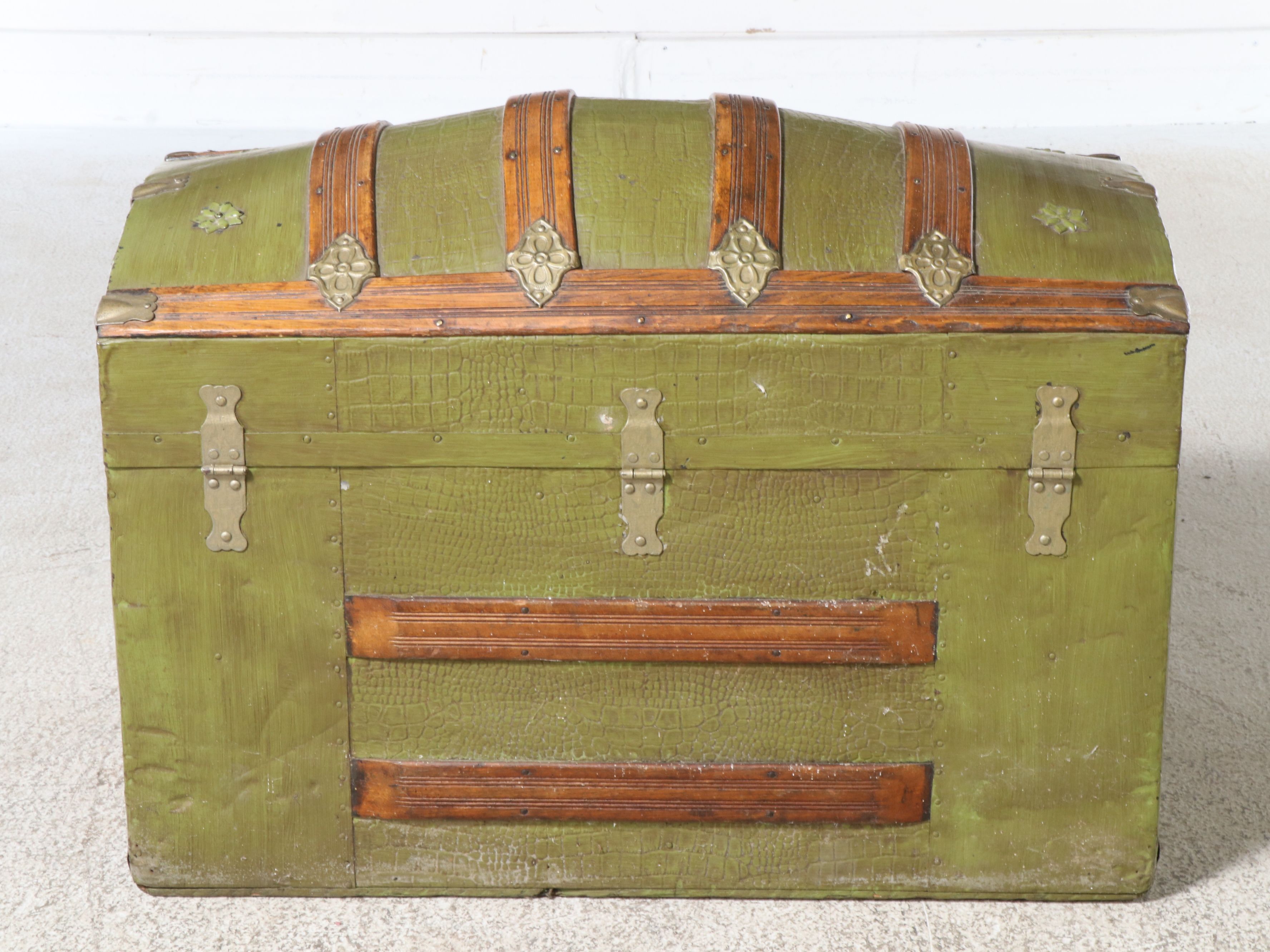 Antique Late Victorian Dome Top Trunk
