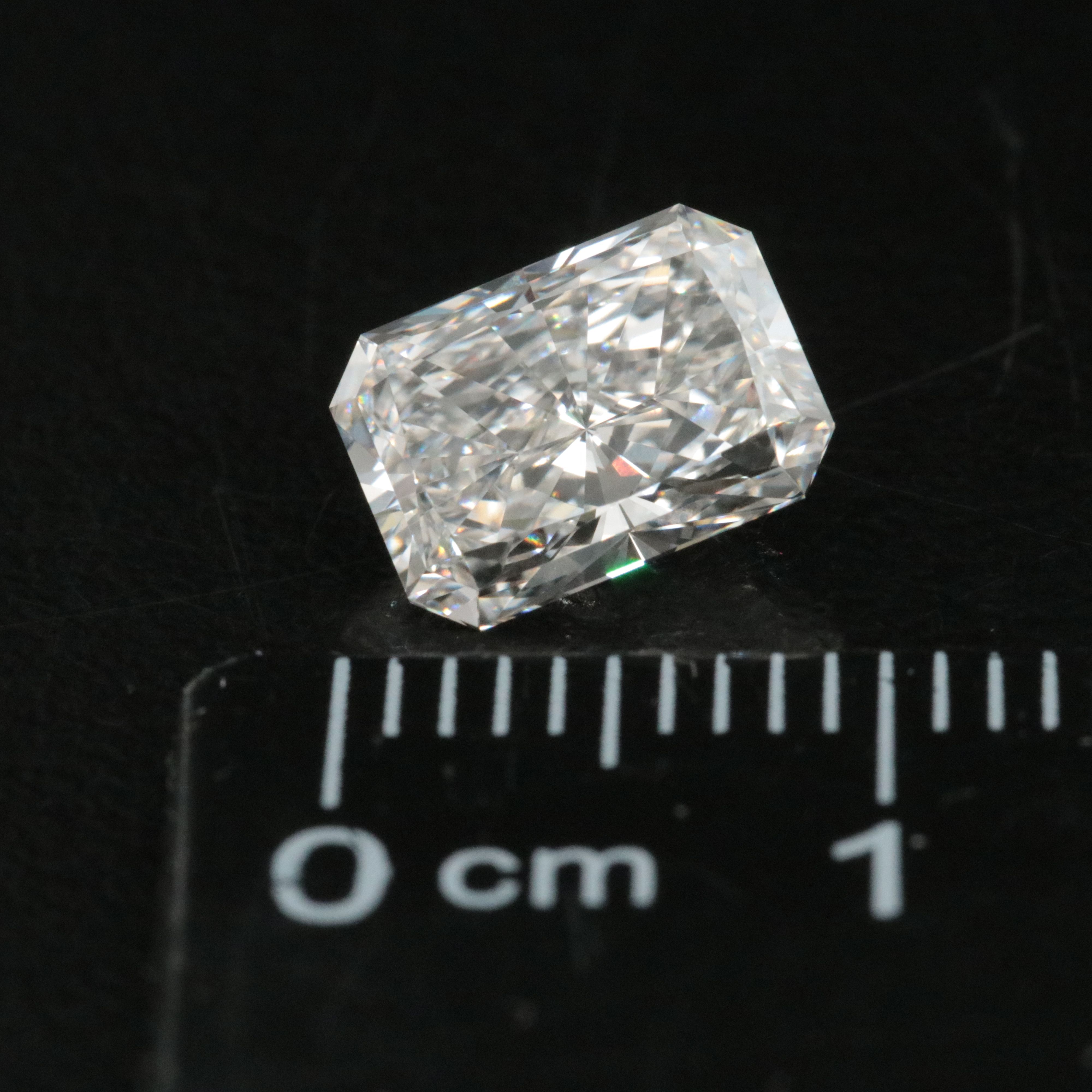 Loose 1.87 CT Lab Grown Diamond with IGI Report