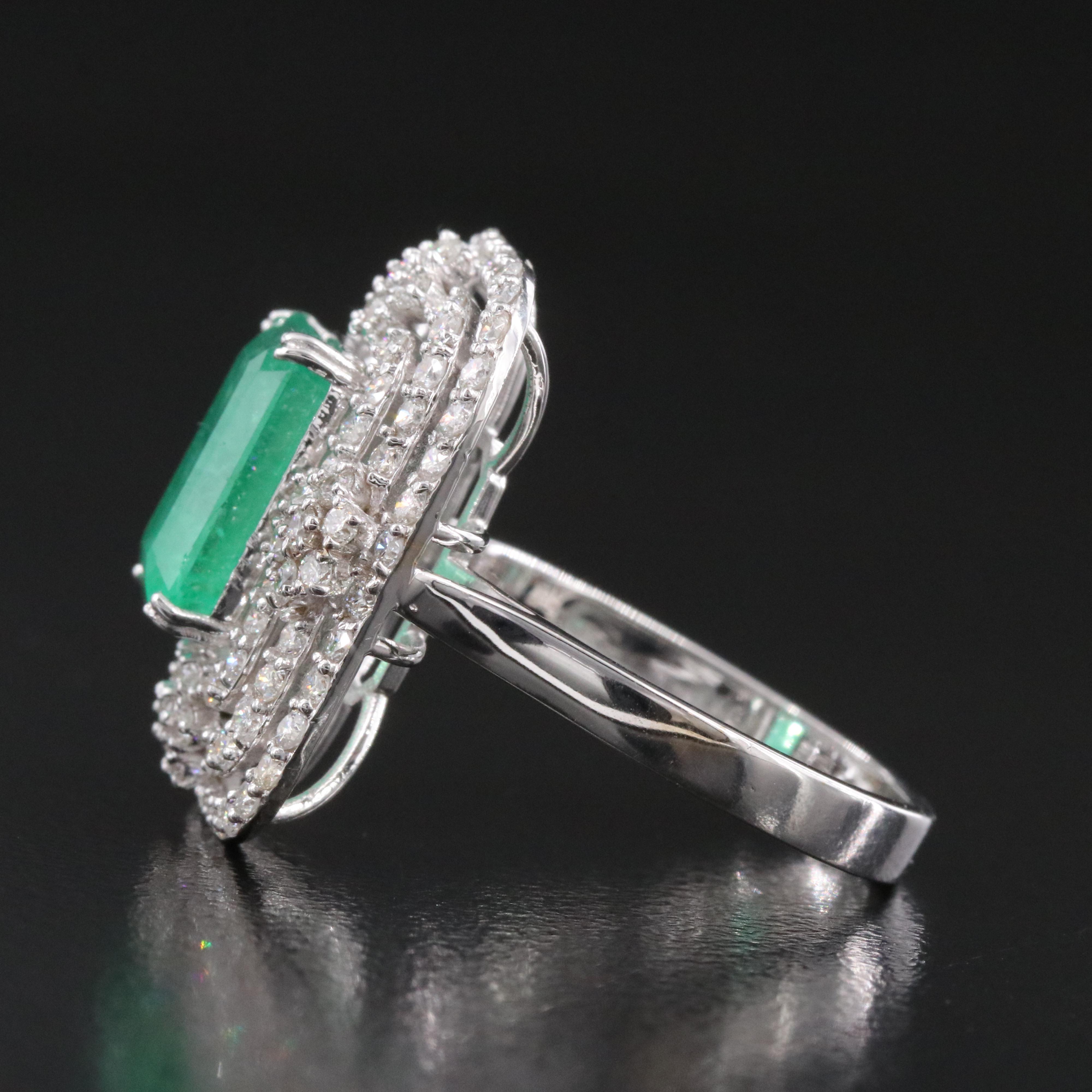 18K 2.82 CT Emerald and 1.30 CTW Diamond Ring