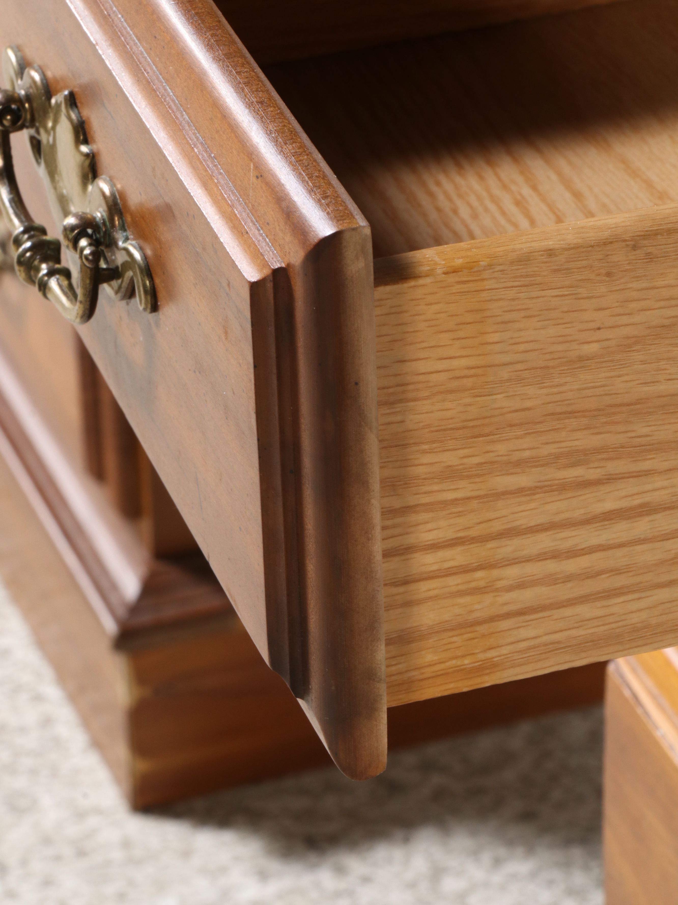 Colonial Style Maple and Laminate Kneehole Desk