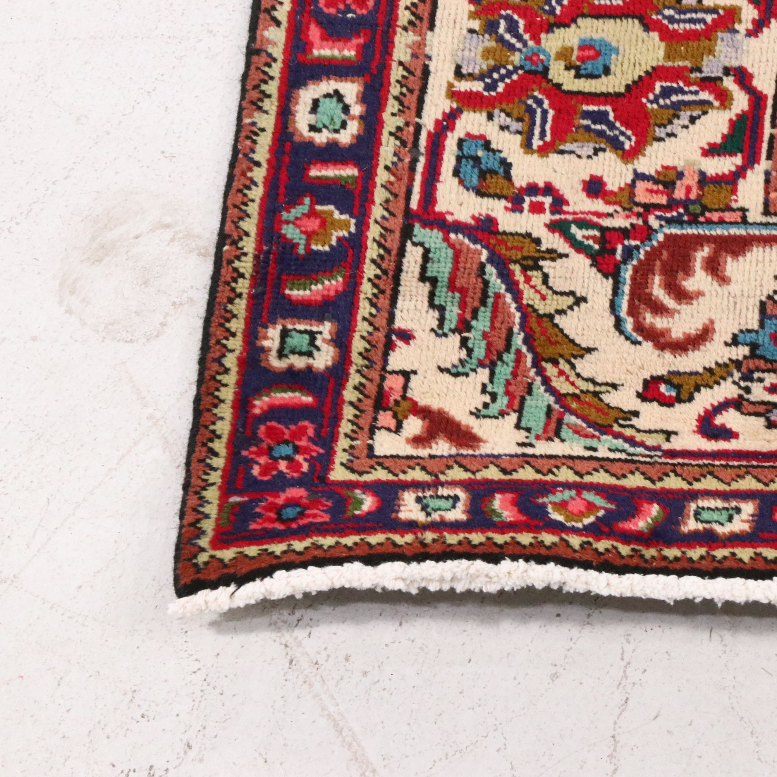 8'3 x 10'10 Hand-Knotted Persian Kashan Area Rug